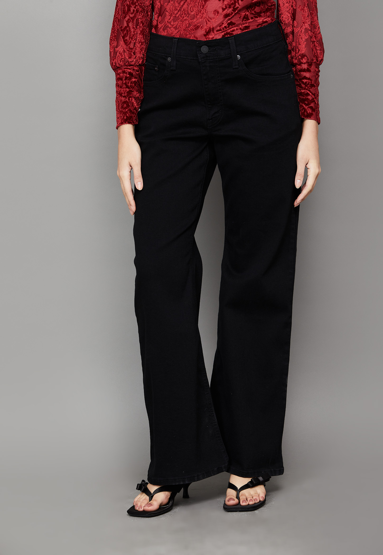 LEVI'S Solid Relaxed Fit Jeans-picture-52