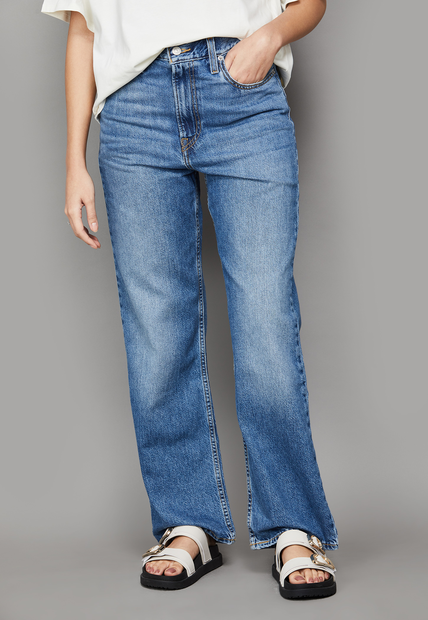 LEVI'S Solid Straight Fit Jeans-picture-23