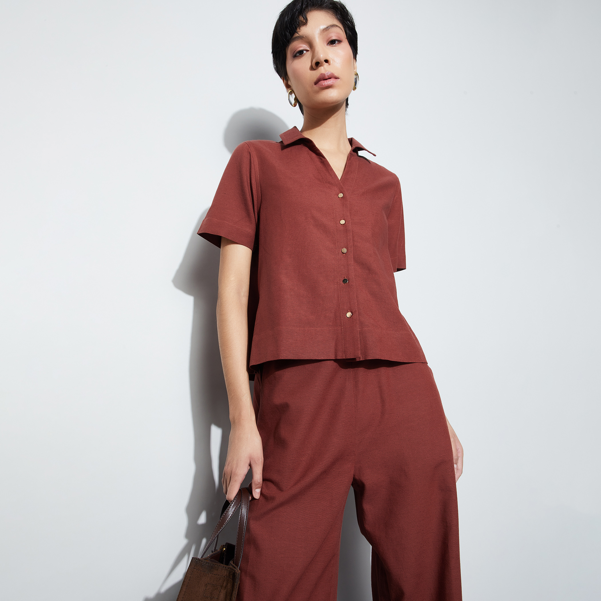 CODE Cropped Shirt-picture-31