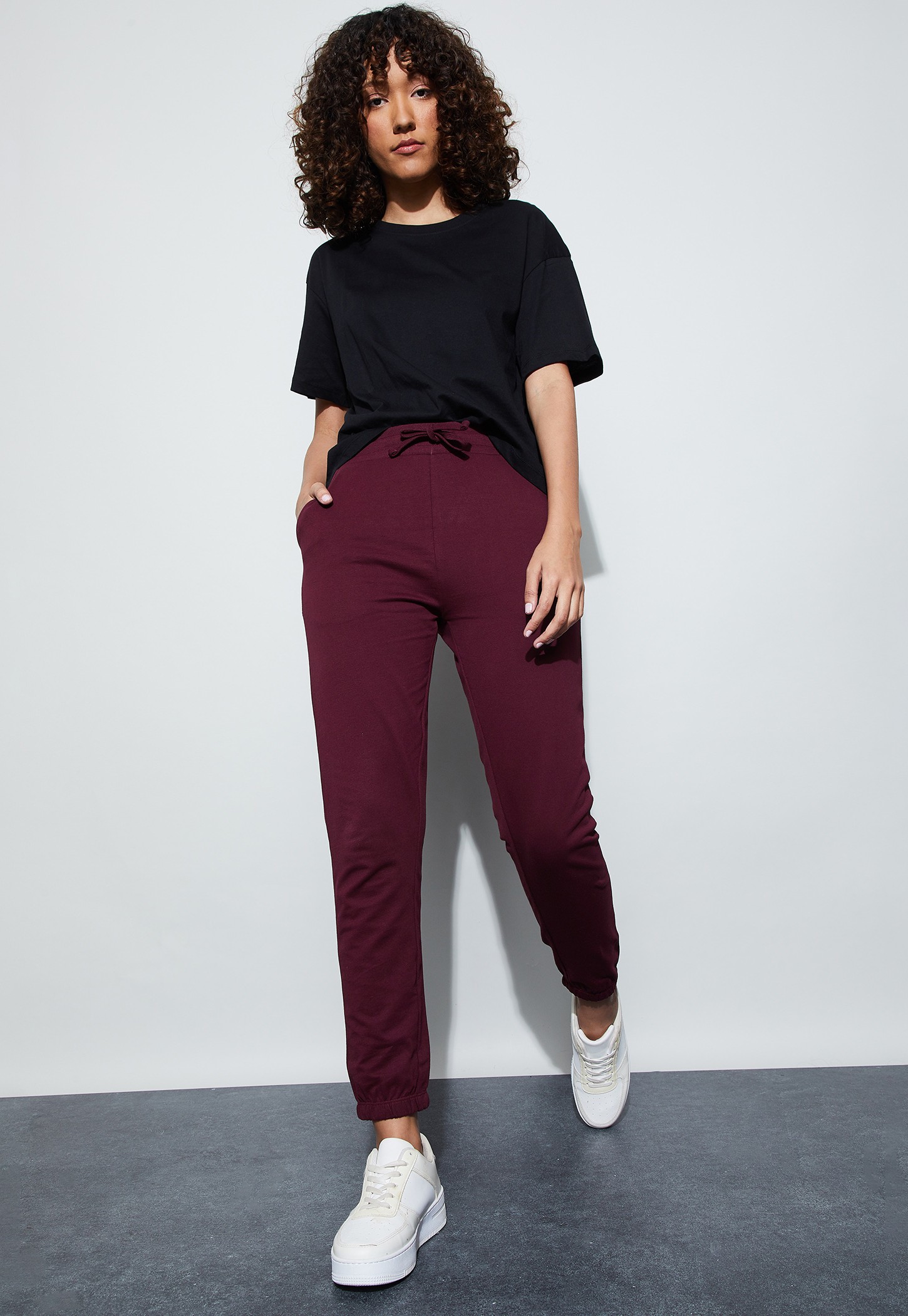 FAME FOREVER Solid Joggers-picture-38