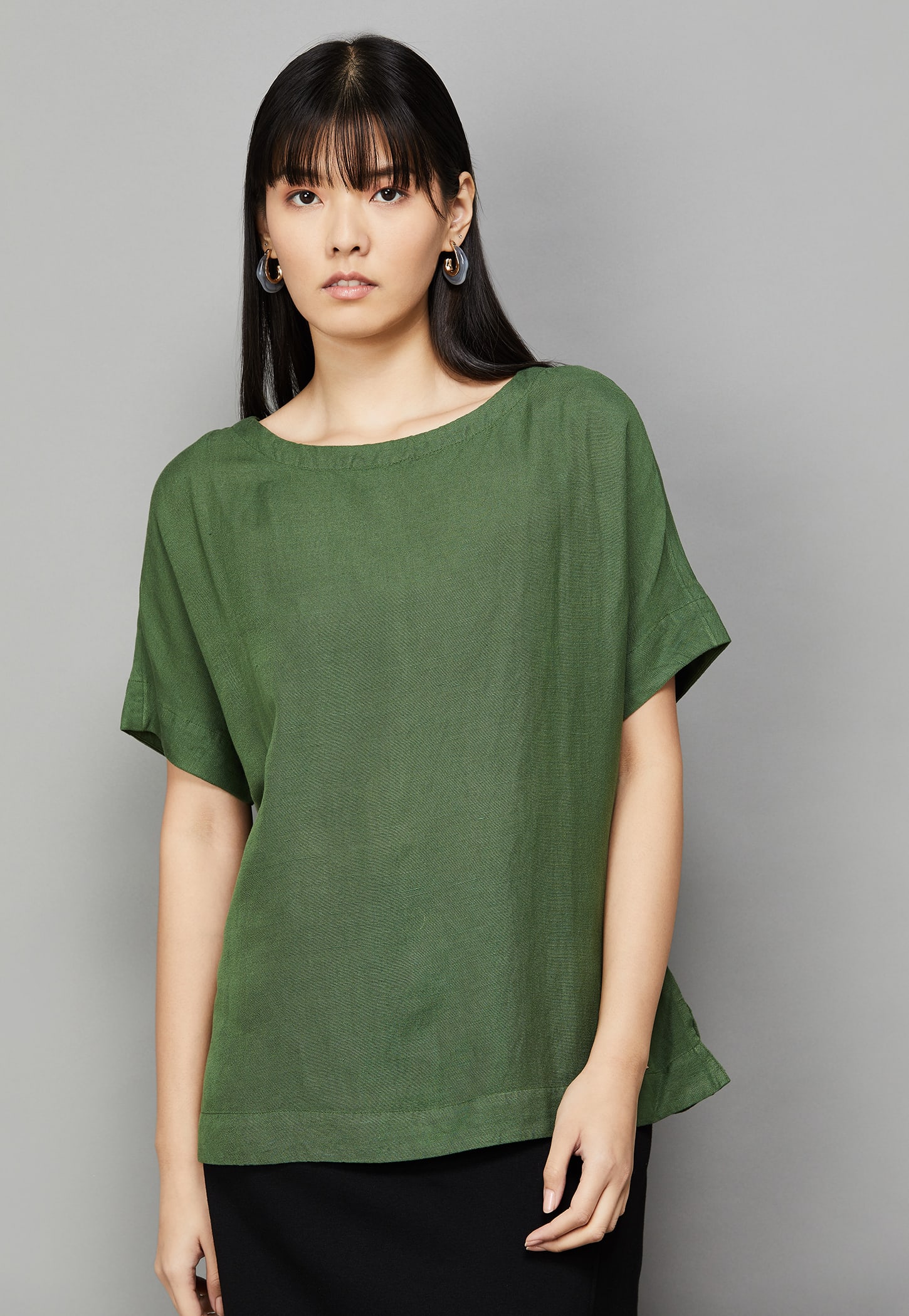 VAN HEUSEN Solid Extended Sleeve Top-picture-19