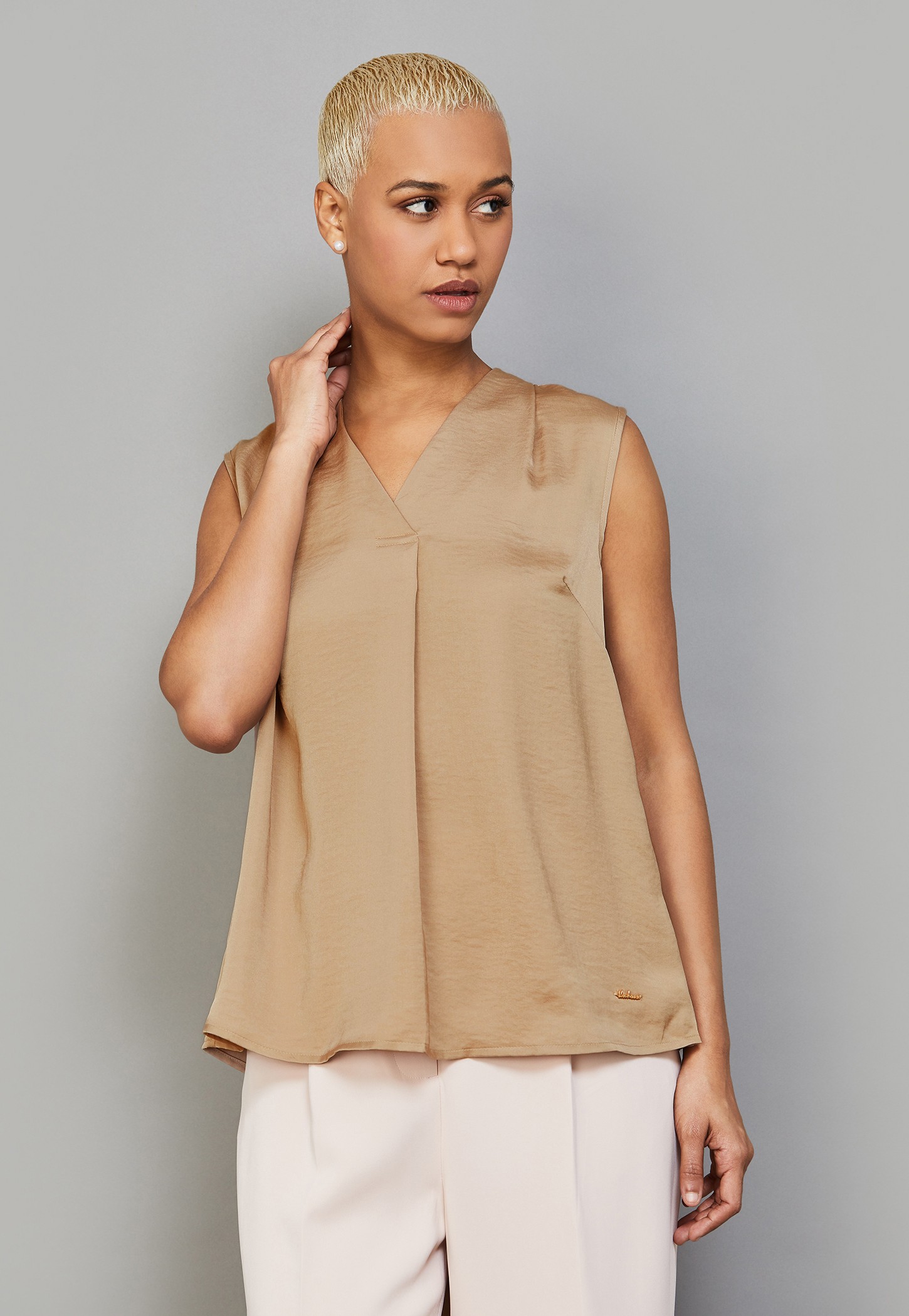 VAN HEUSEN Pleated V-Neck Top-picture-25