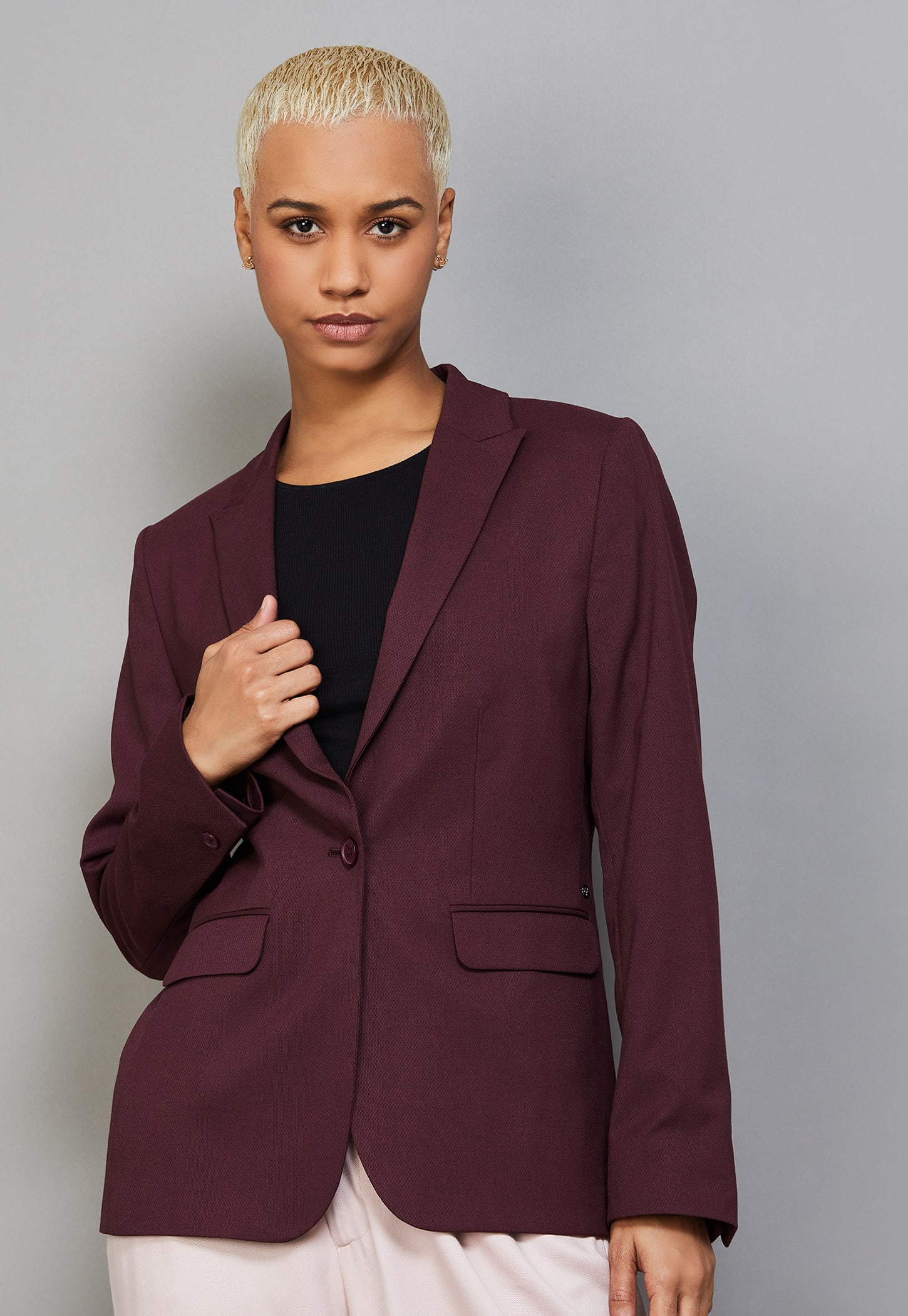 VAN HEUSEN Solid Single-Breasted Formal Blazer-picture-34