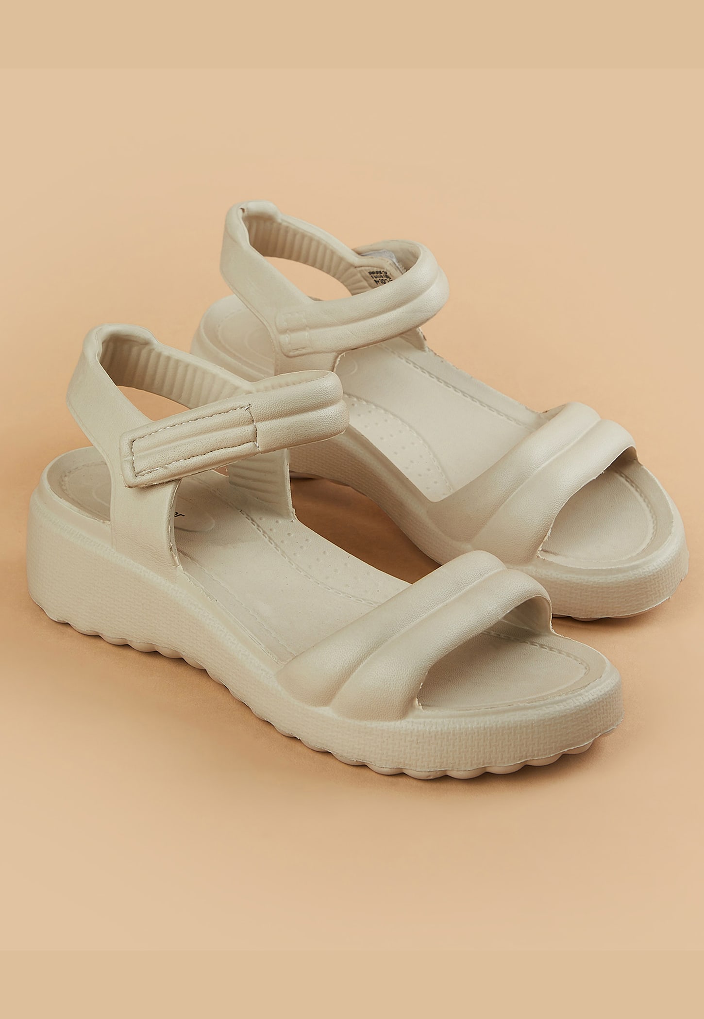 GINGER Solid Design Flip Flops