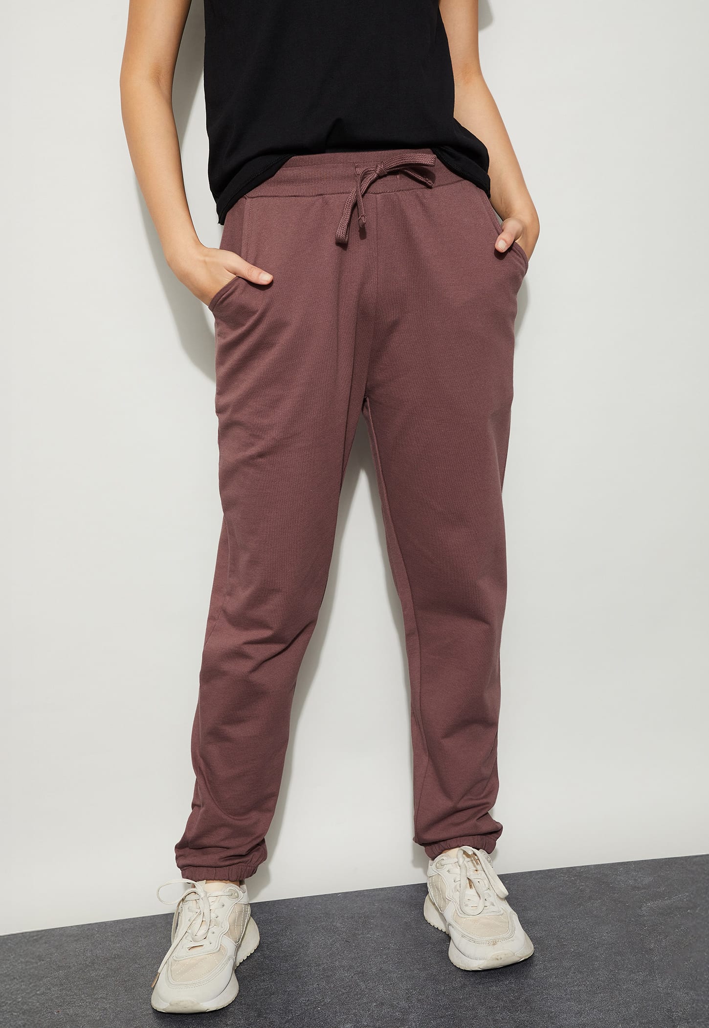 FAME FOREVER Drawstring Joggers-image-8