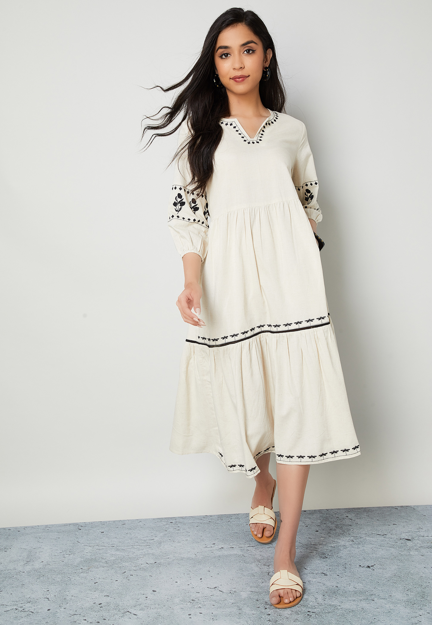 COLOUR ME Embroidered Midi Dress-picture-36