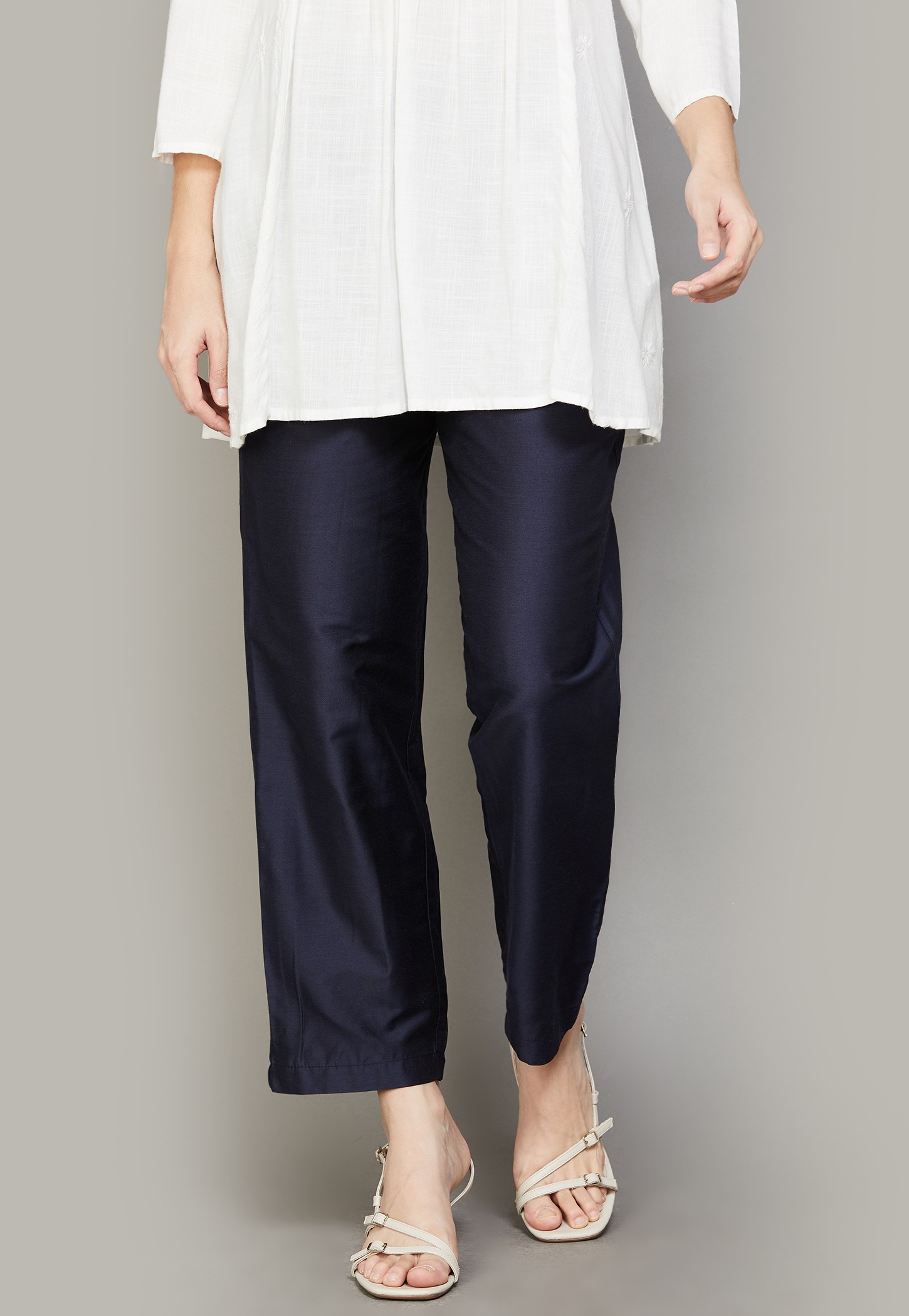 W Solid Straight Pants-picture-25