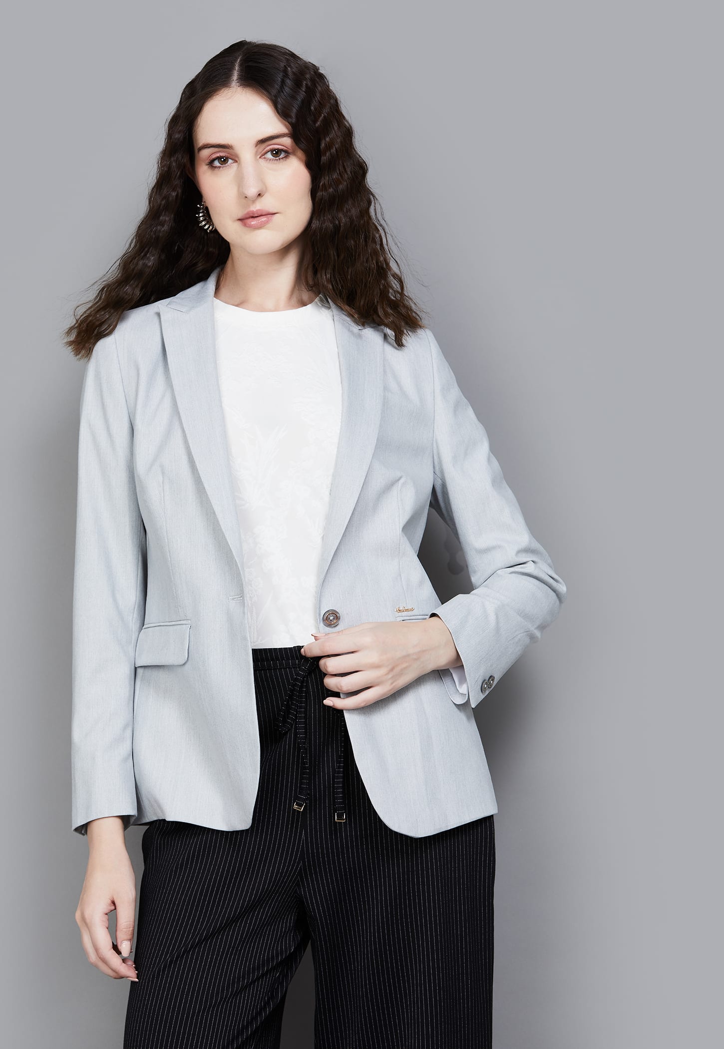 VAN HEUSEN Solid Single Breasted Blazer-picture-39