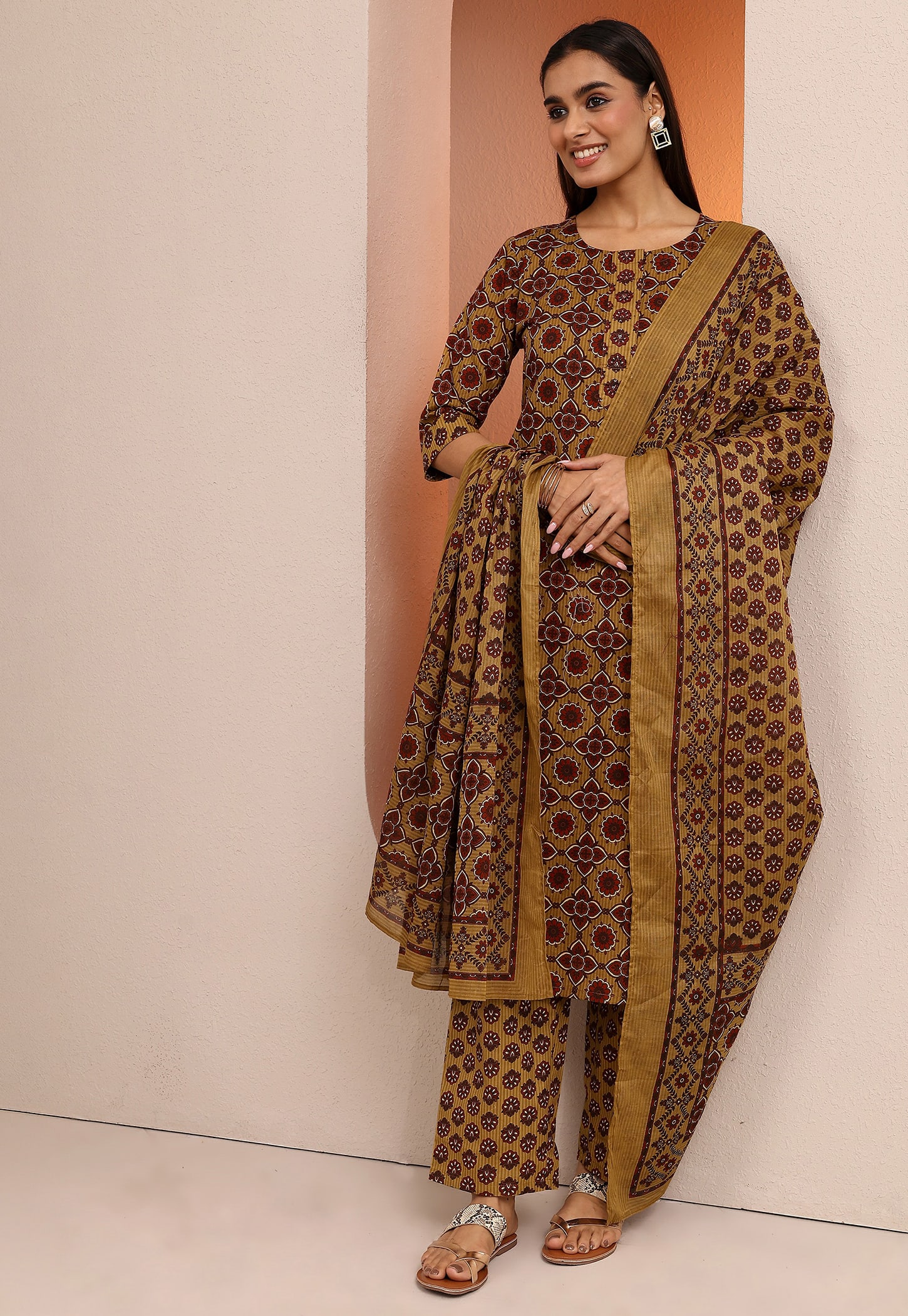 LIBAS Printed Straight Kurta Set-picture-39