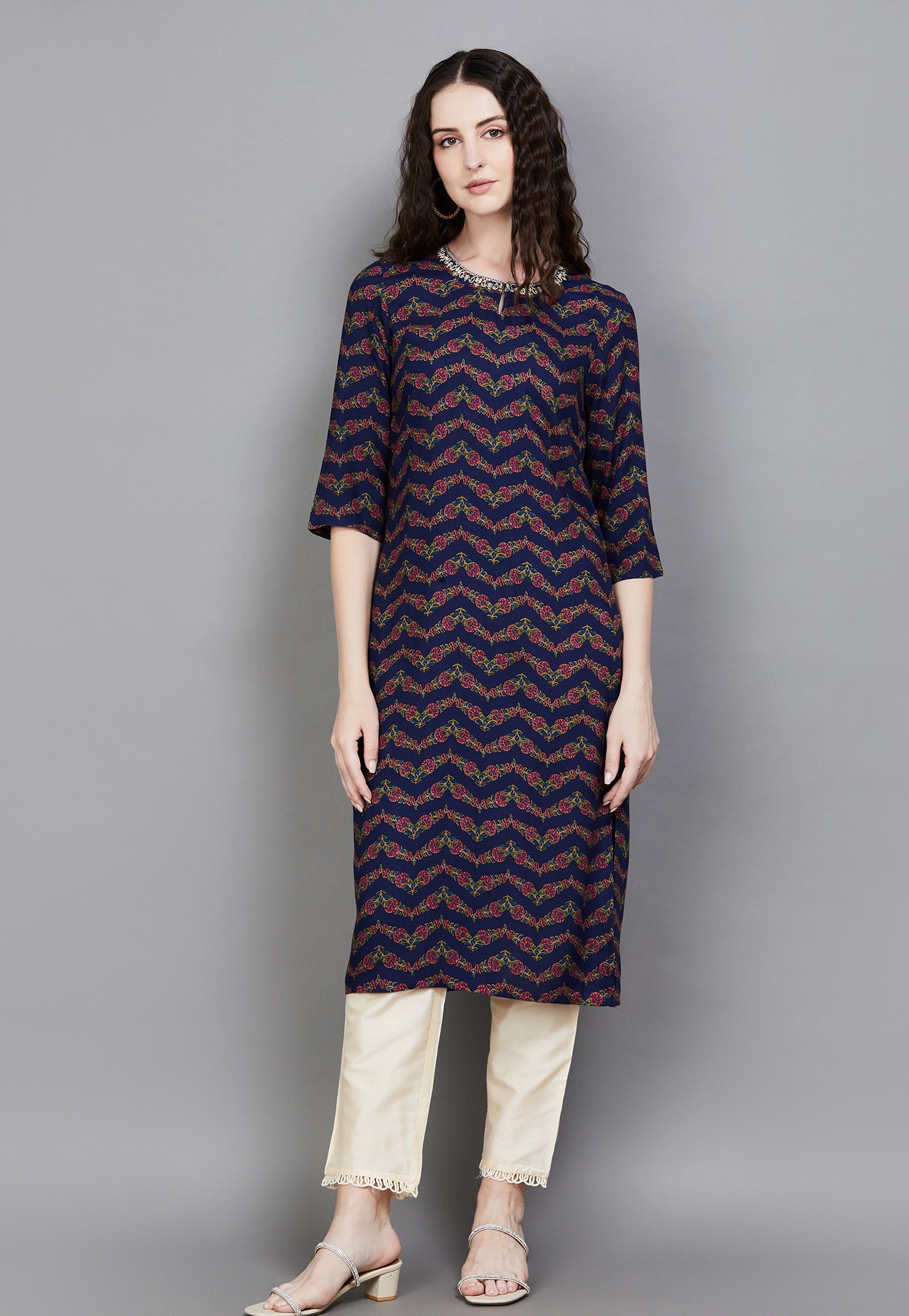 W Ethnic Motif Straight Kurta-picture-18