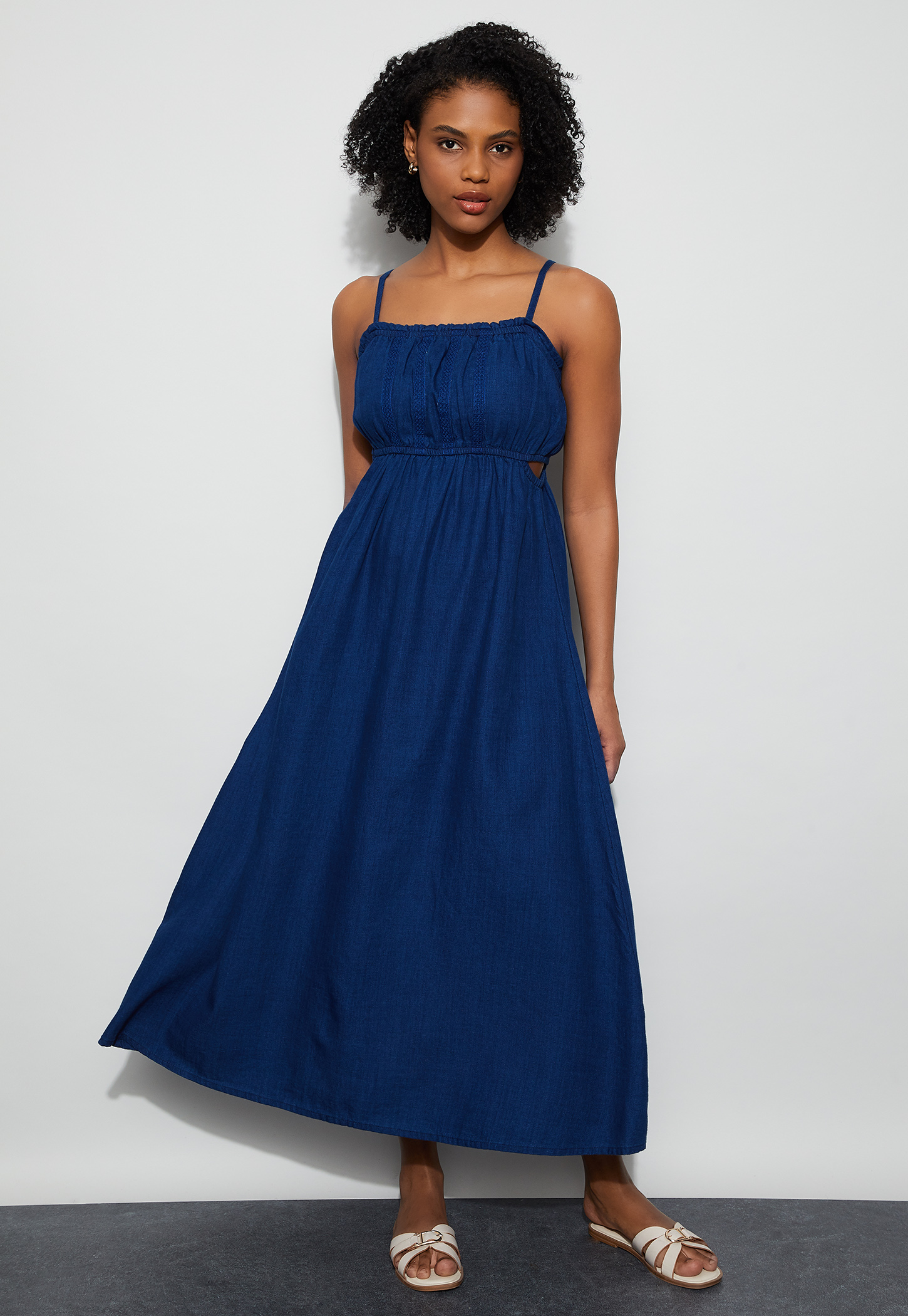 GINGER Solid Design Spaghetti Midi Dress-picture-30