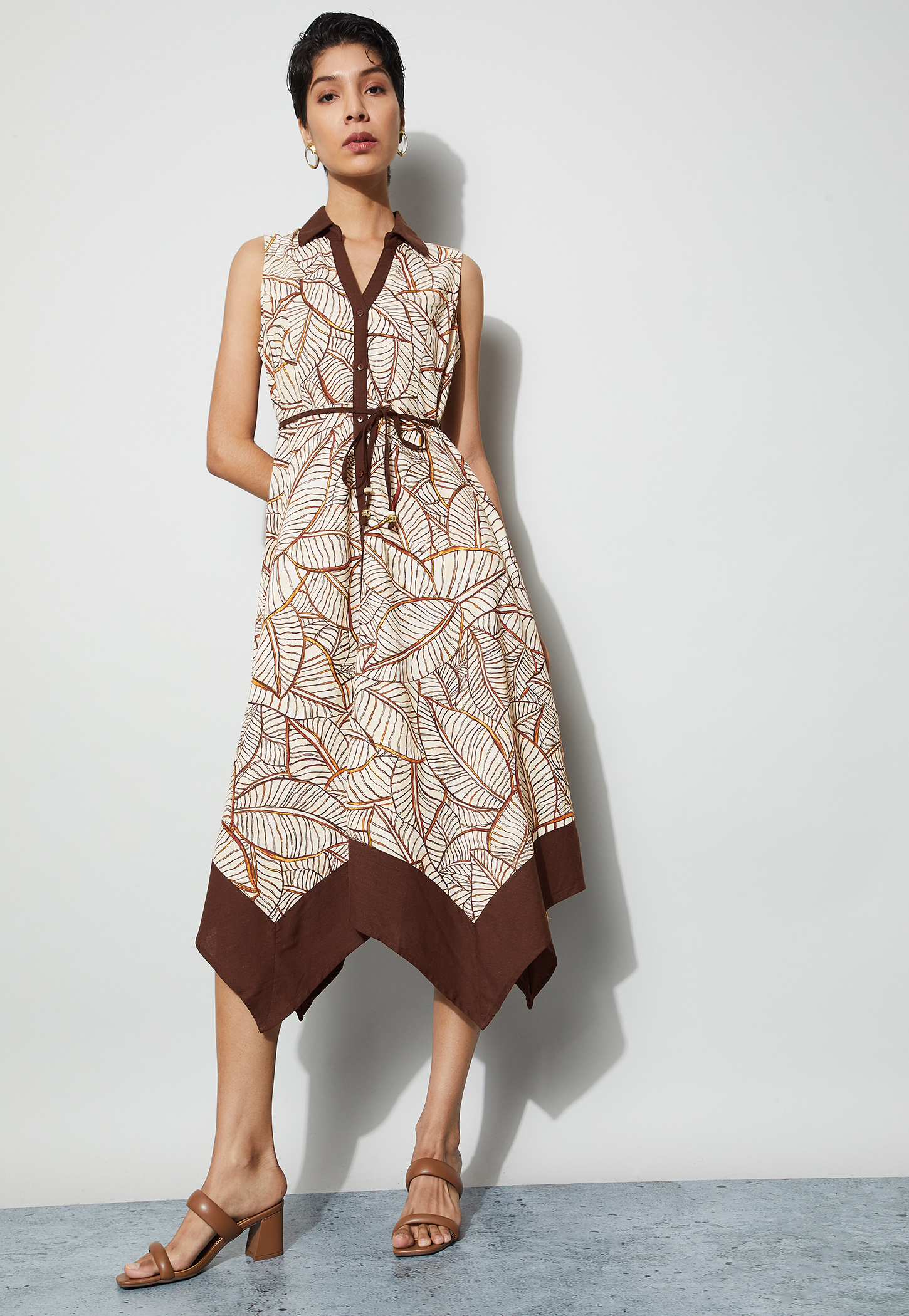 CODE Printed Handkerchief Hem Dress-picture-19