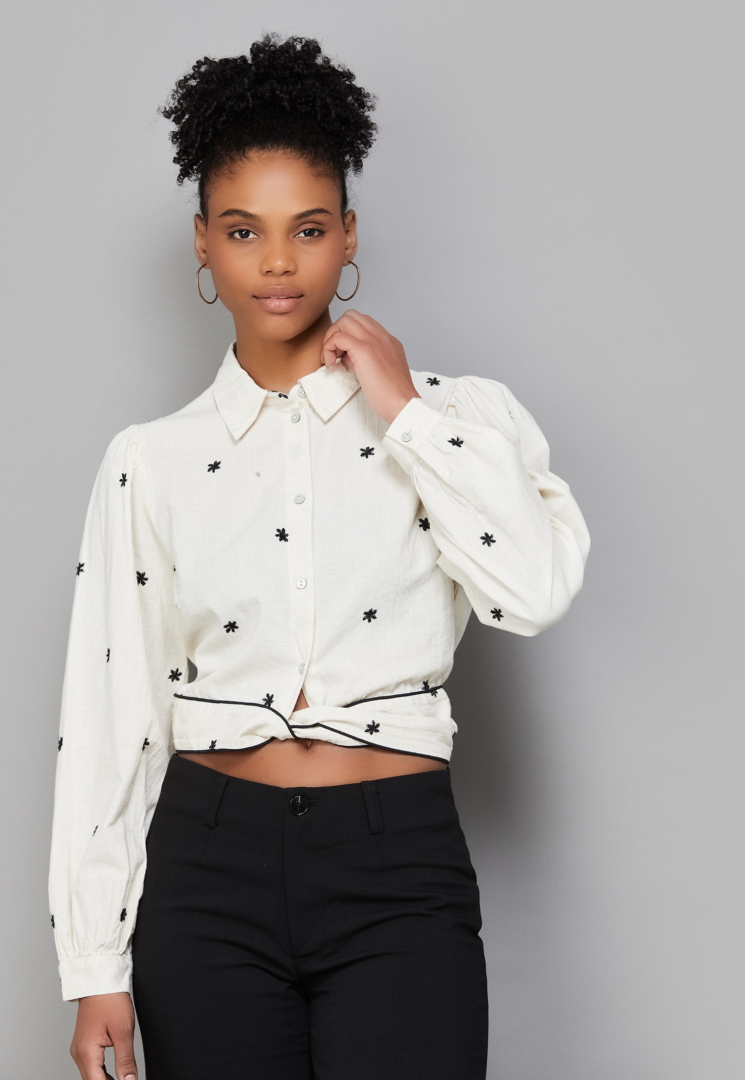 ONLY Embroidered Crop Shirt-picture-37
