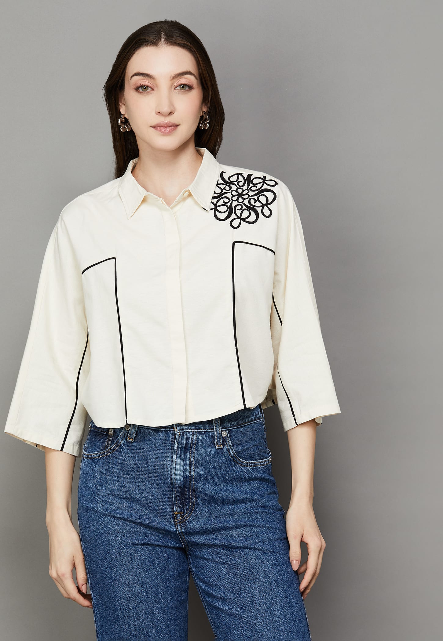 AND Embroidered Crop Shirt-picture-25