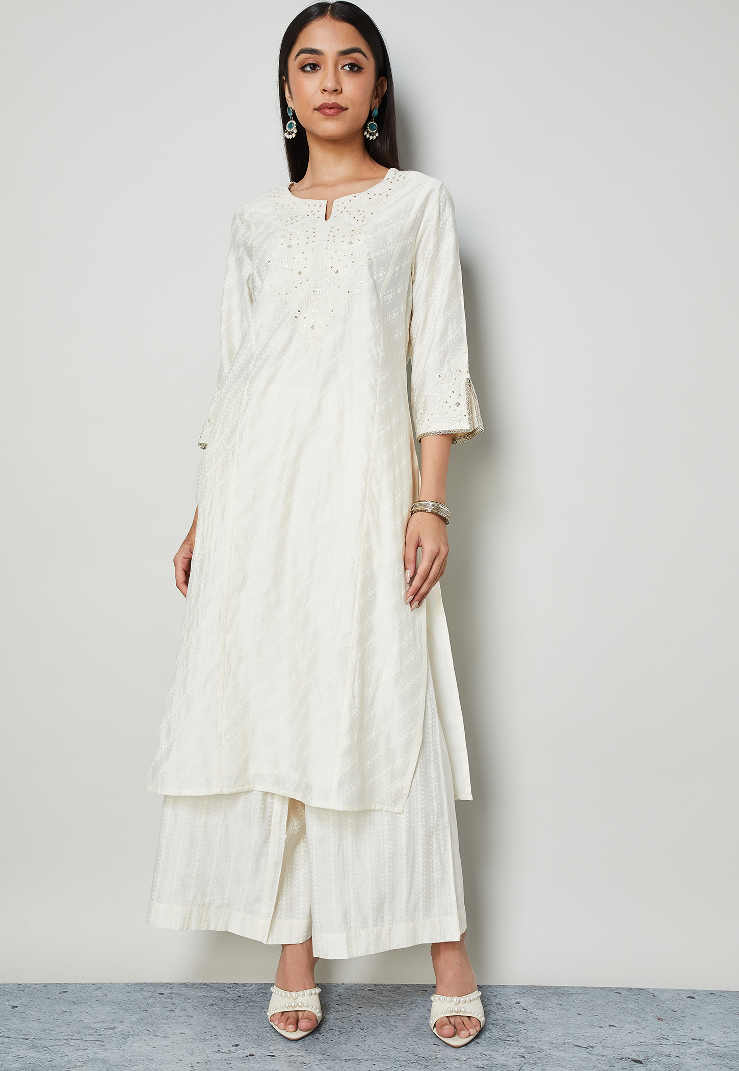 MELANGE Embroidered Straight Kurta-picture-36