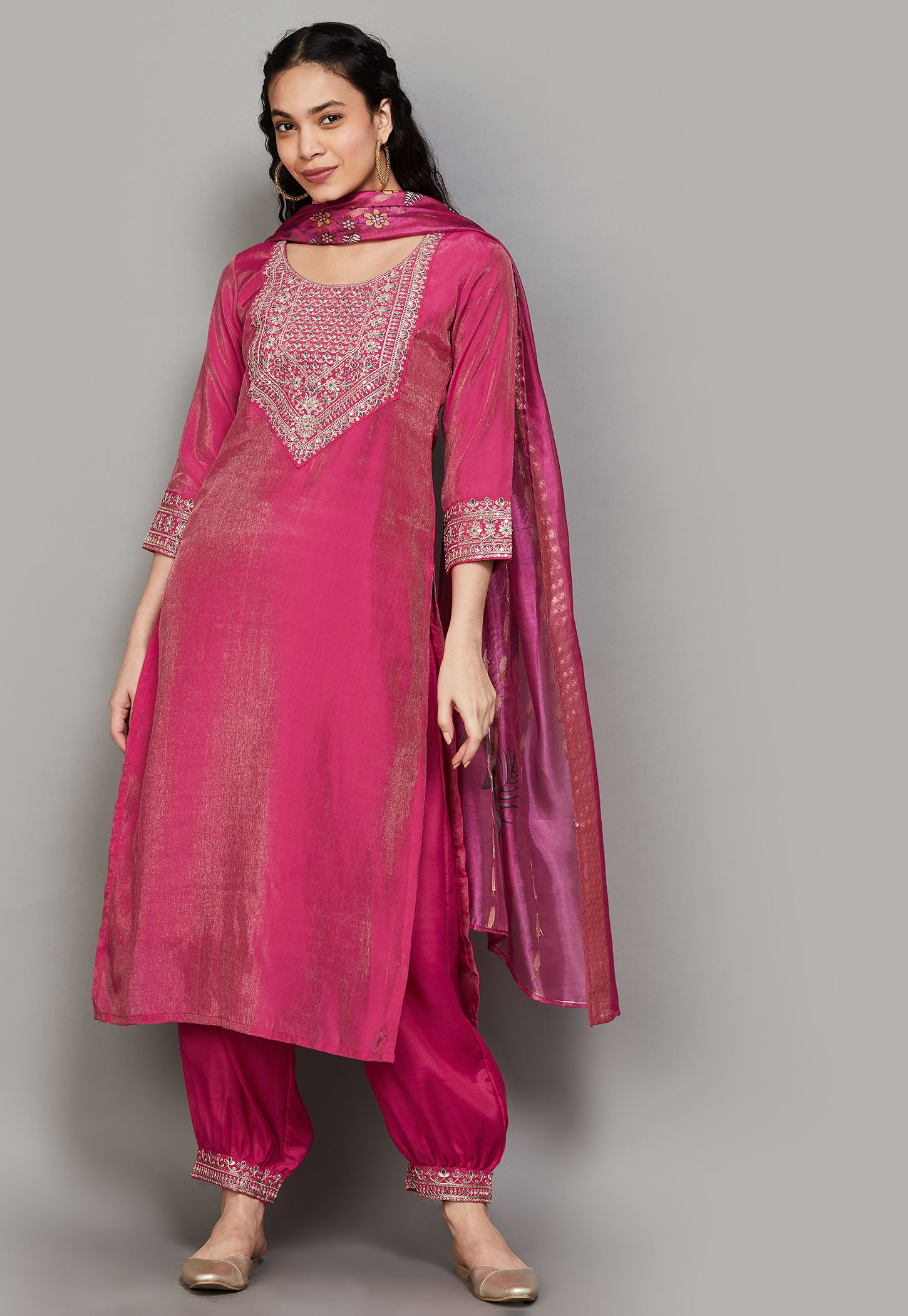 LIBAS Embroidered Straight Kurta Set-picture-23
