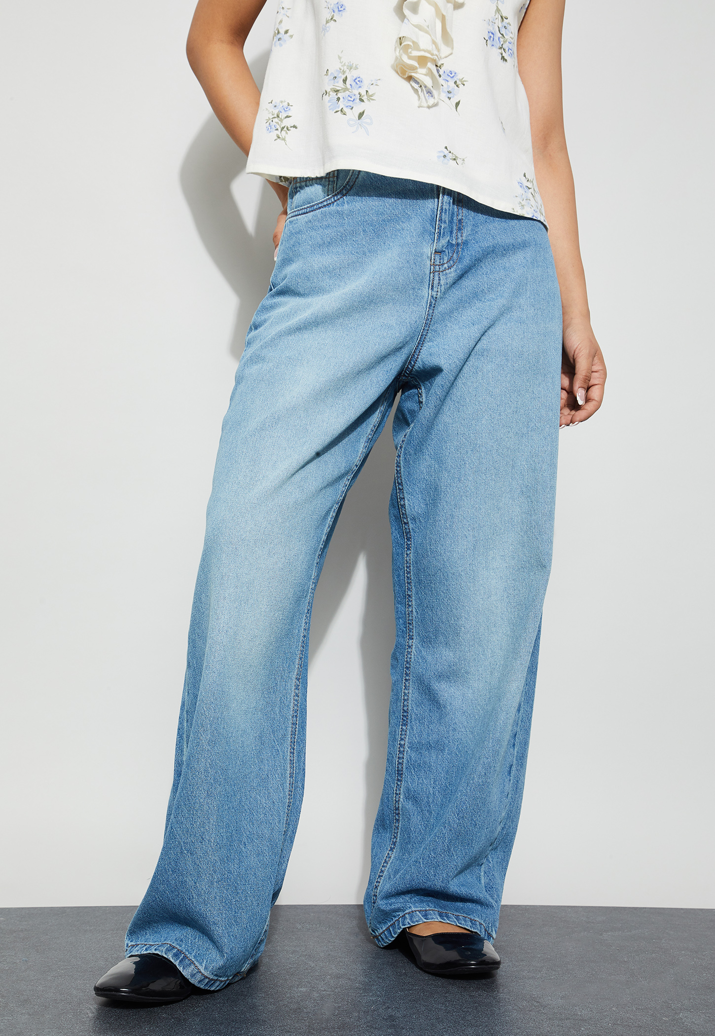 GINGER Solid Woven Jeans-image-6