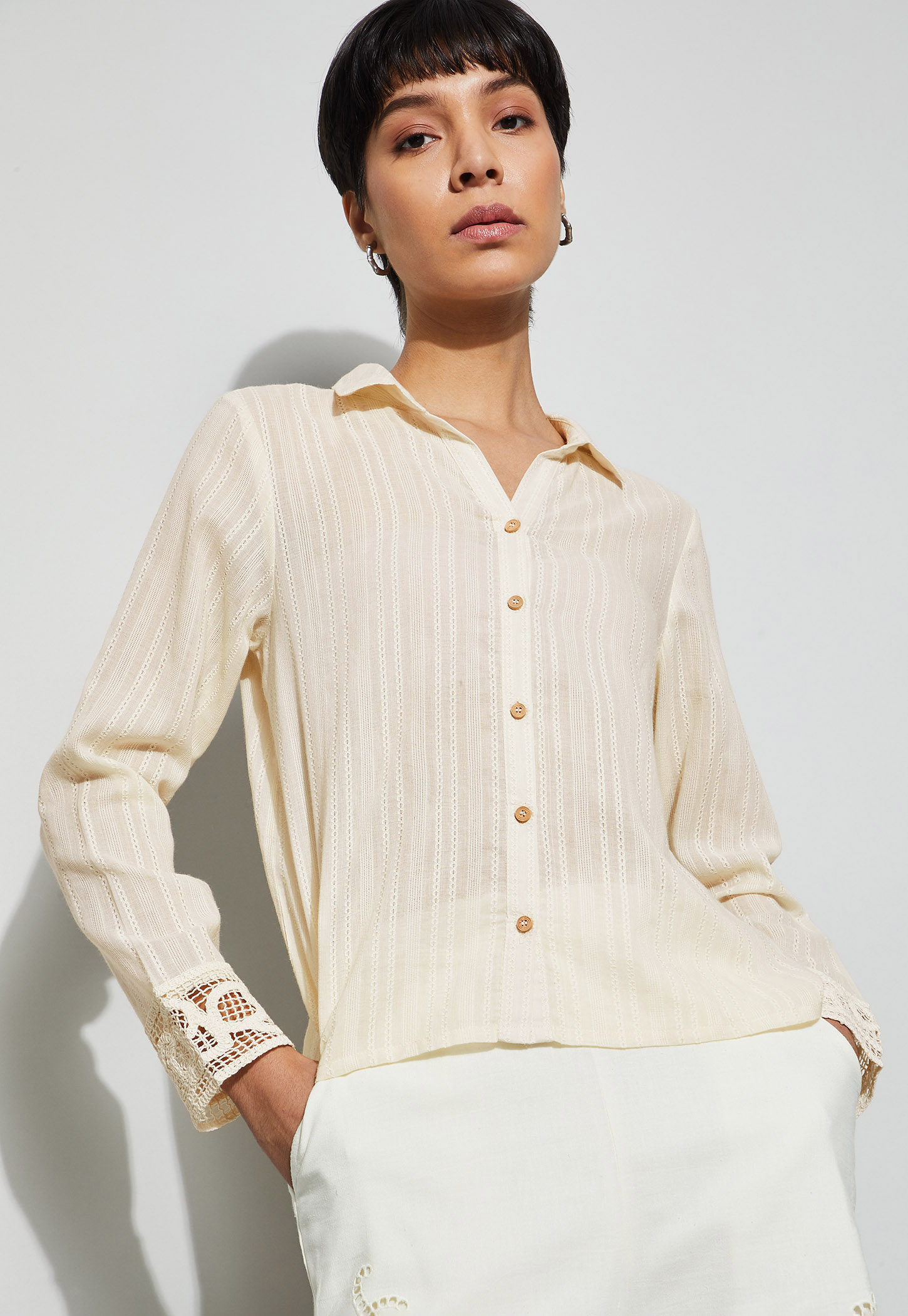 FAME FOREVER Woven Shirt-picture-13