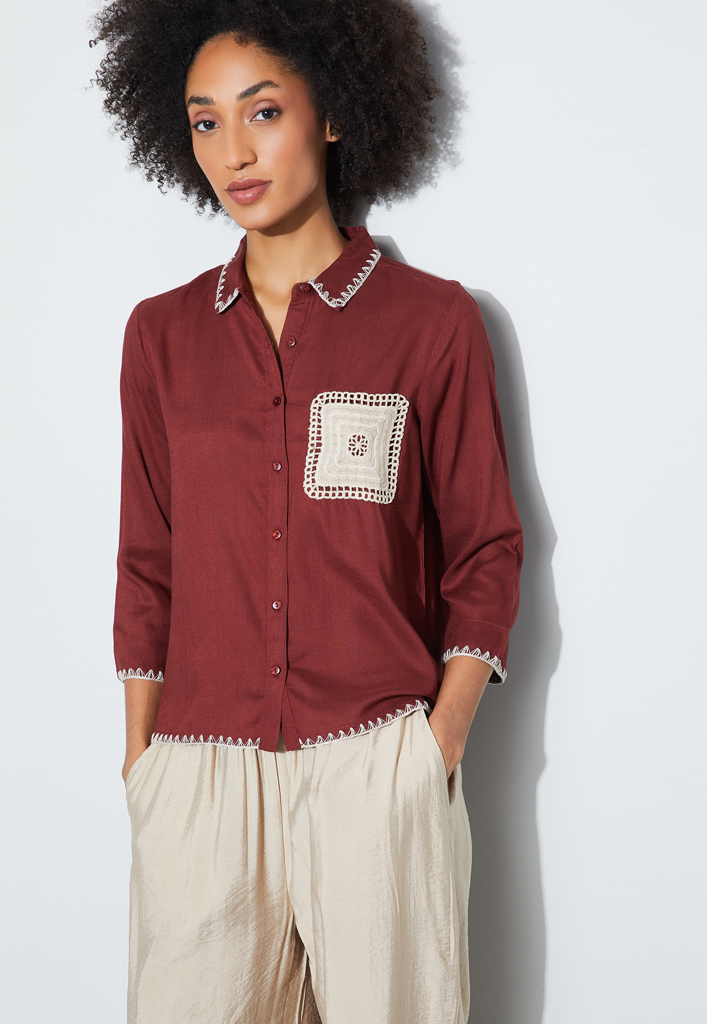 FAME FOREVER Crochet Shirt-picture-23