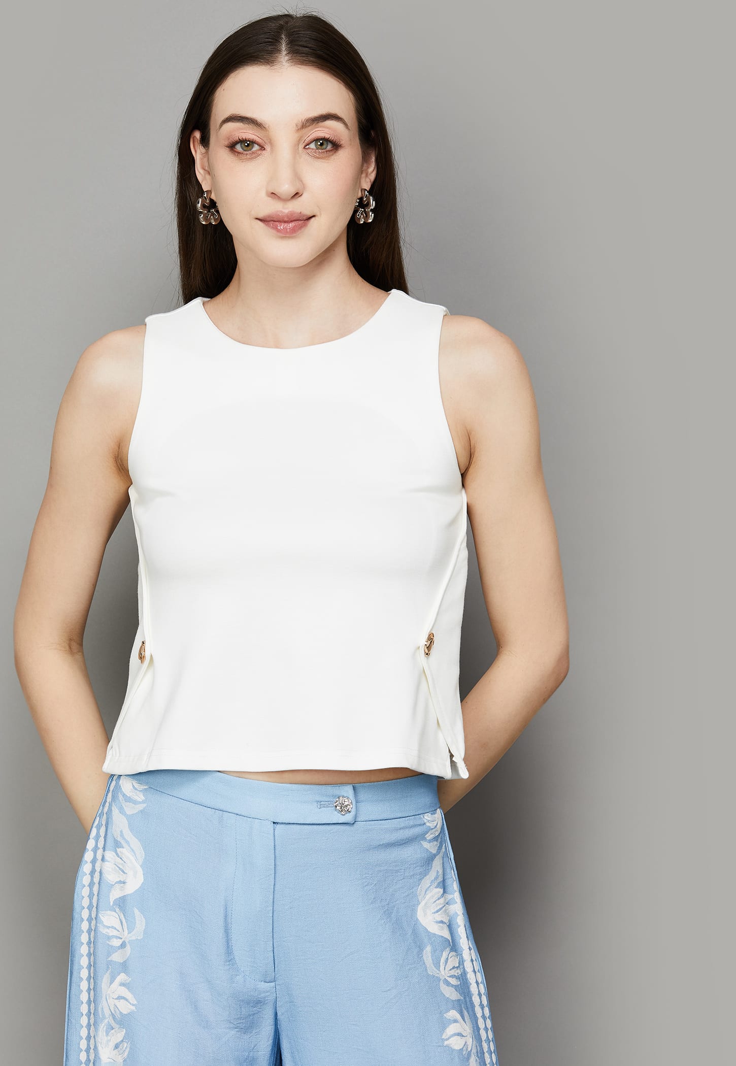 AND Solid Button Detail Sleeveless Top-picture-46