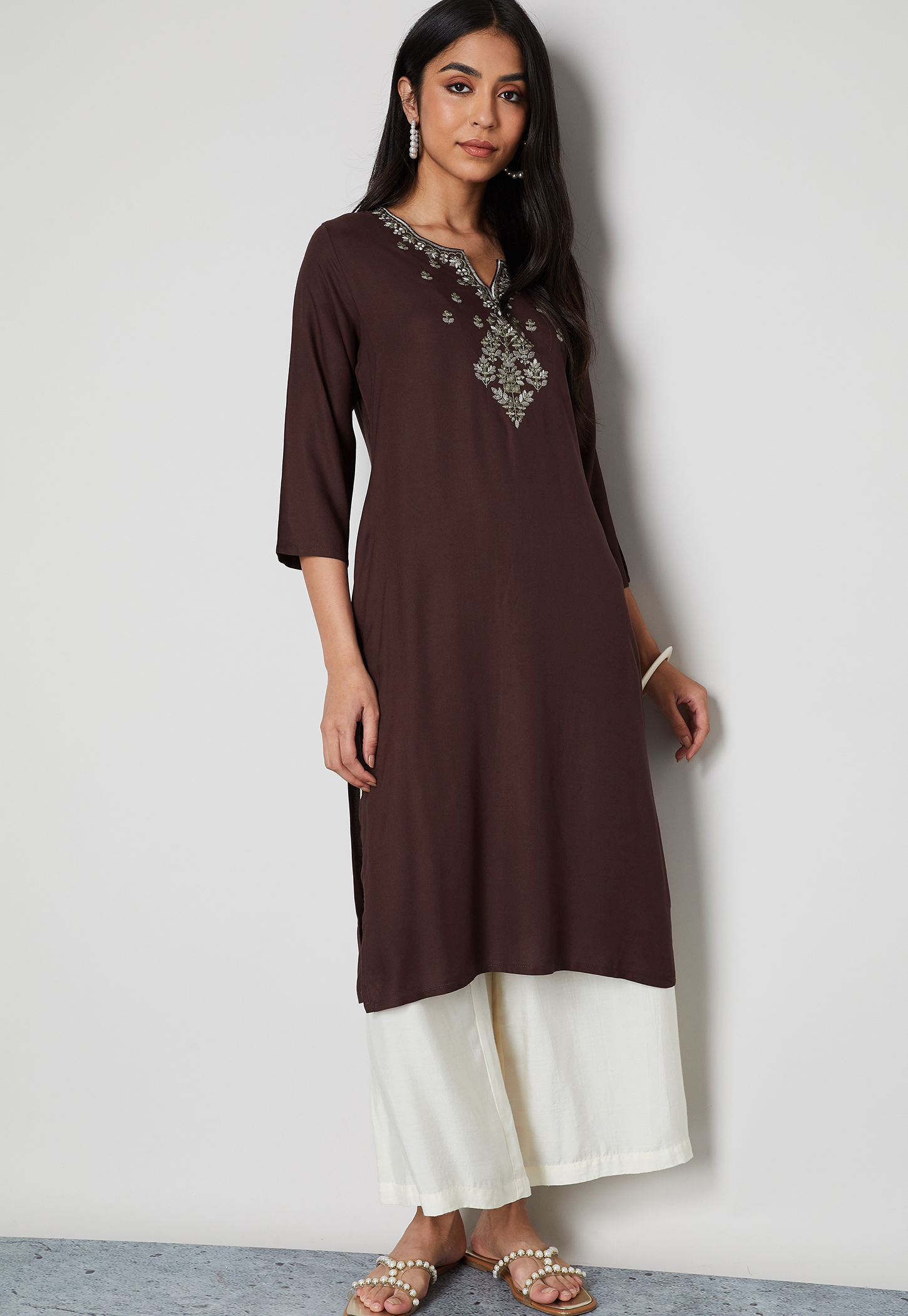 MELANGE Embroidered Straight Kurta-picture-17