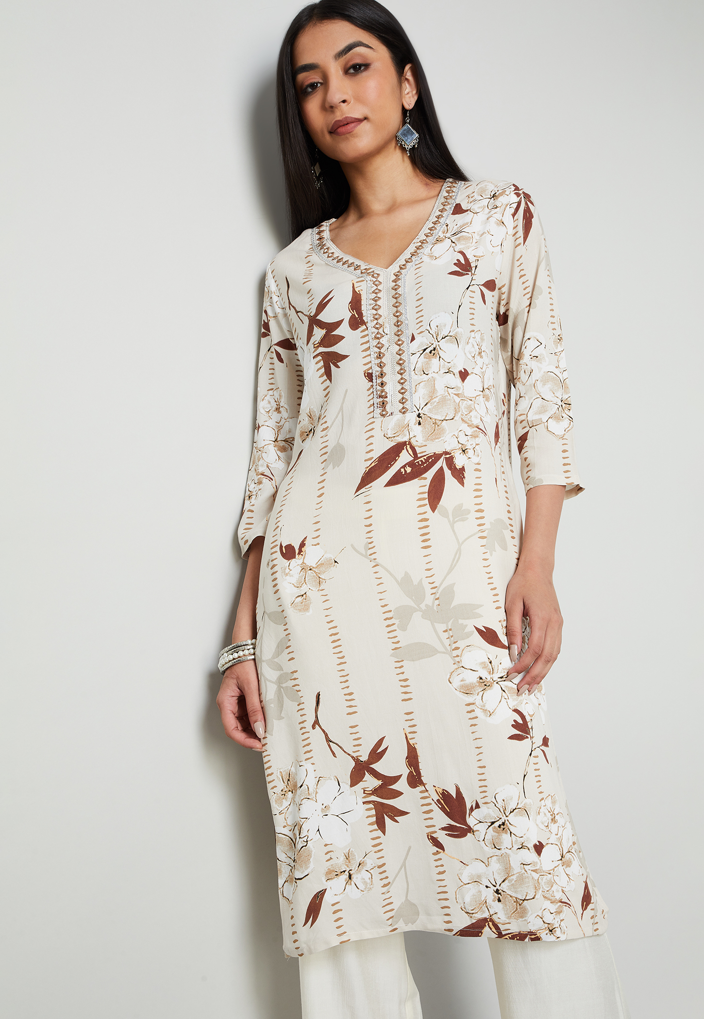 MELANGE Floral Print Straight Kurta-picture-23