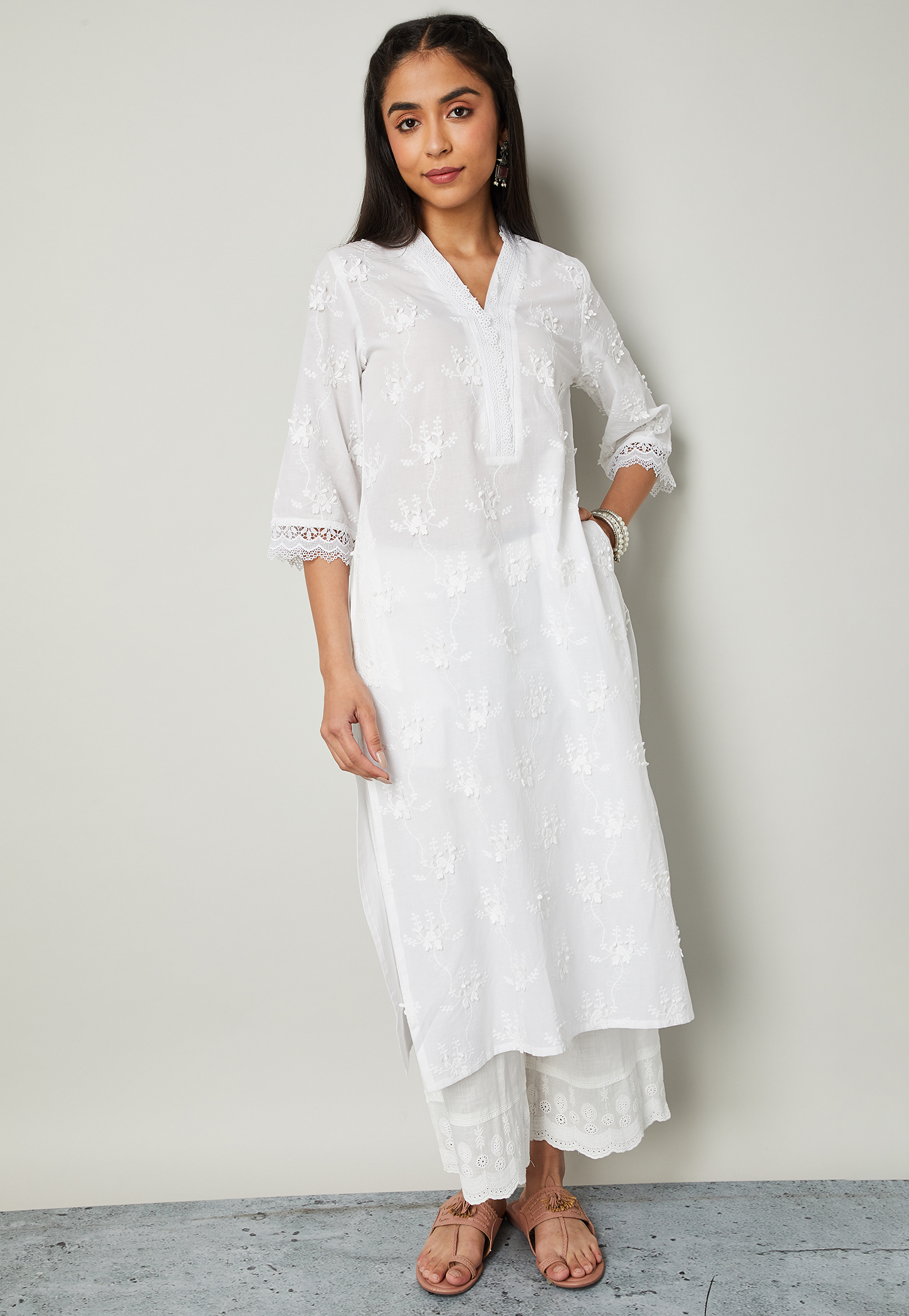 MELANGE Embroidered Straight Kurta-picture-22
