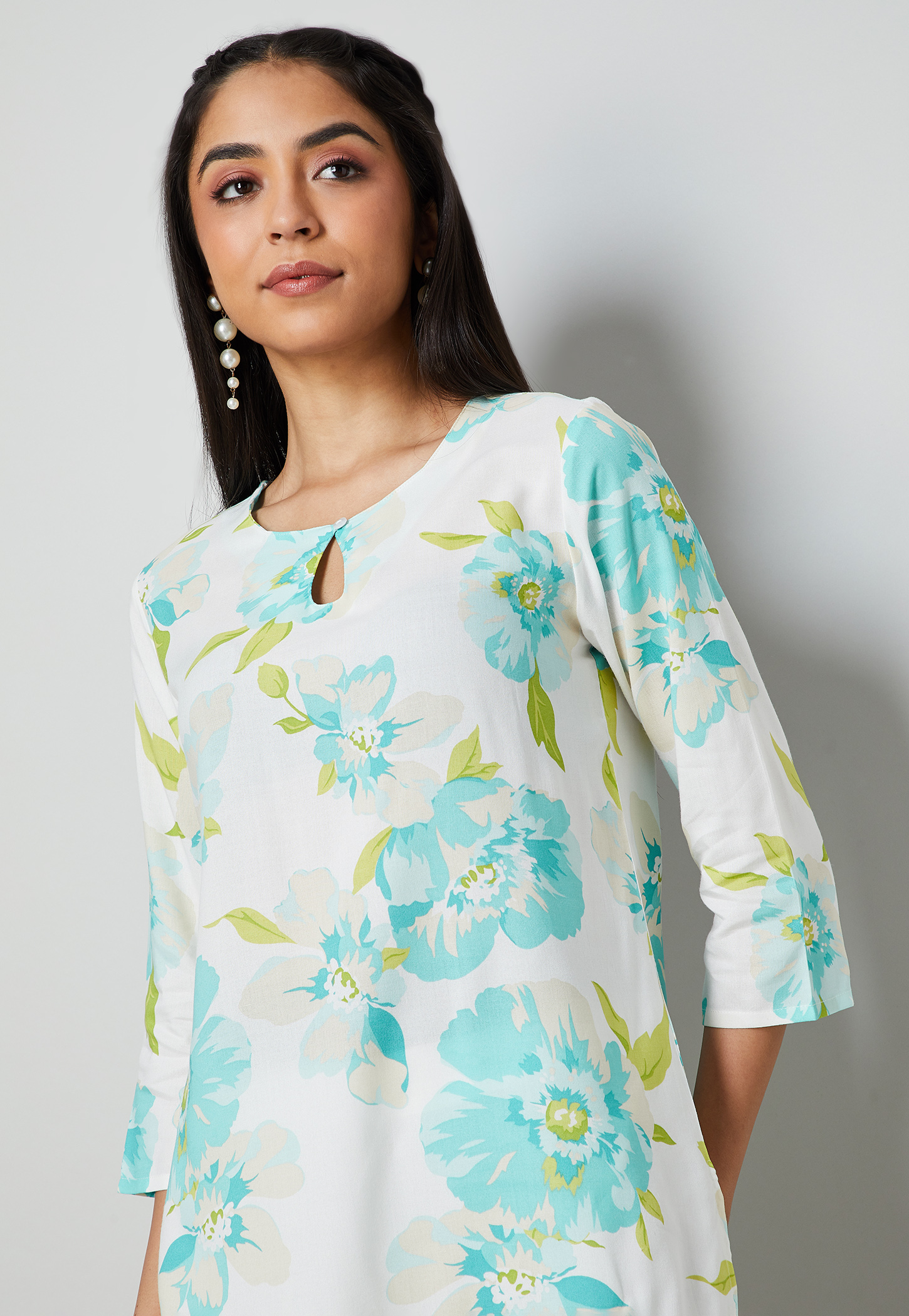 MELANGE Floral Print Key-hole Neck Straight Kurti-picture-30