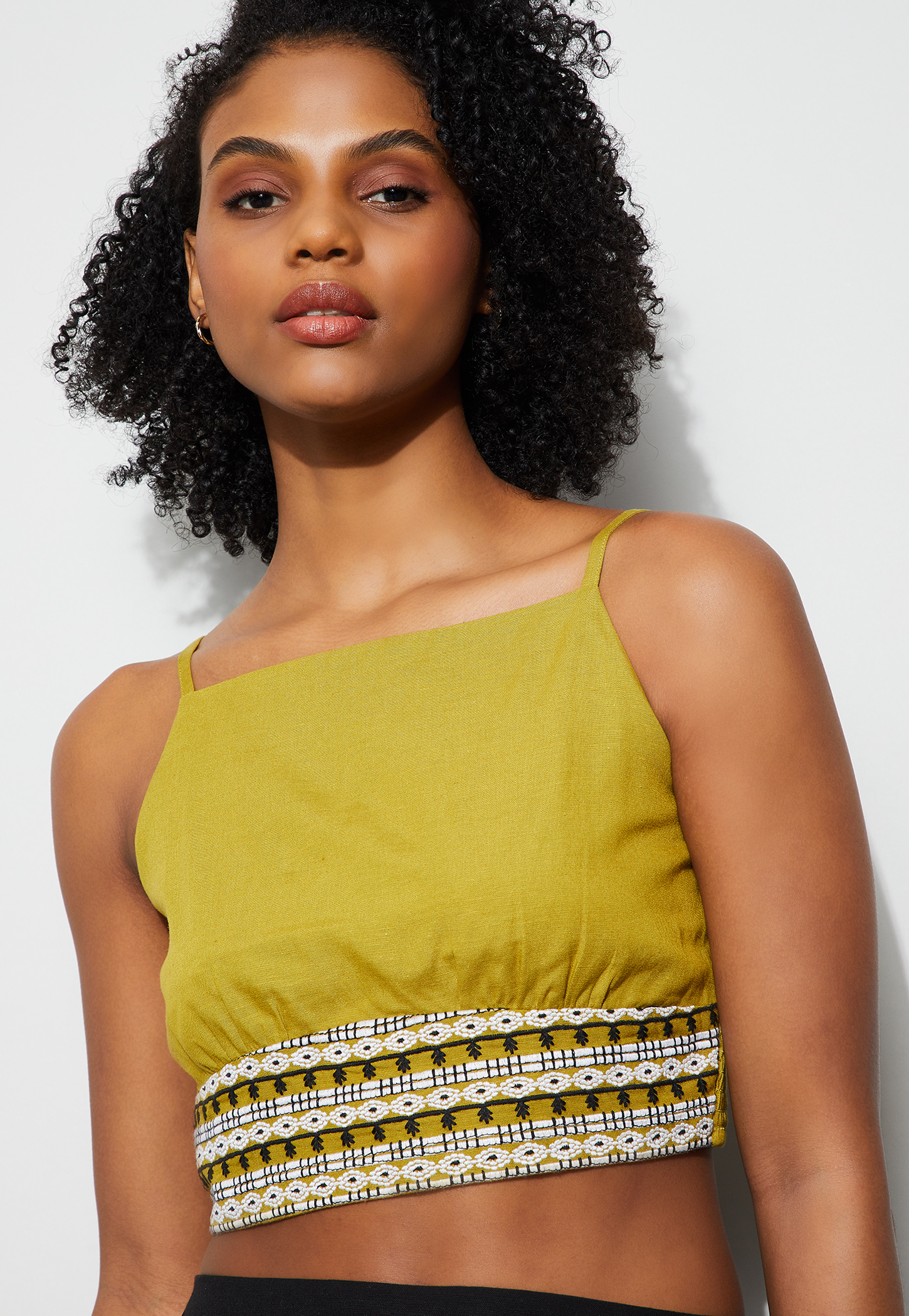 GINGER Embroidered Smocked Crop Top-picture-17