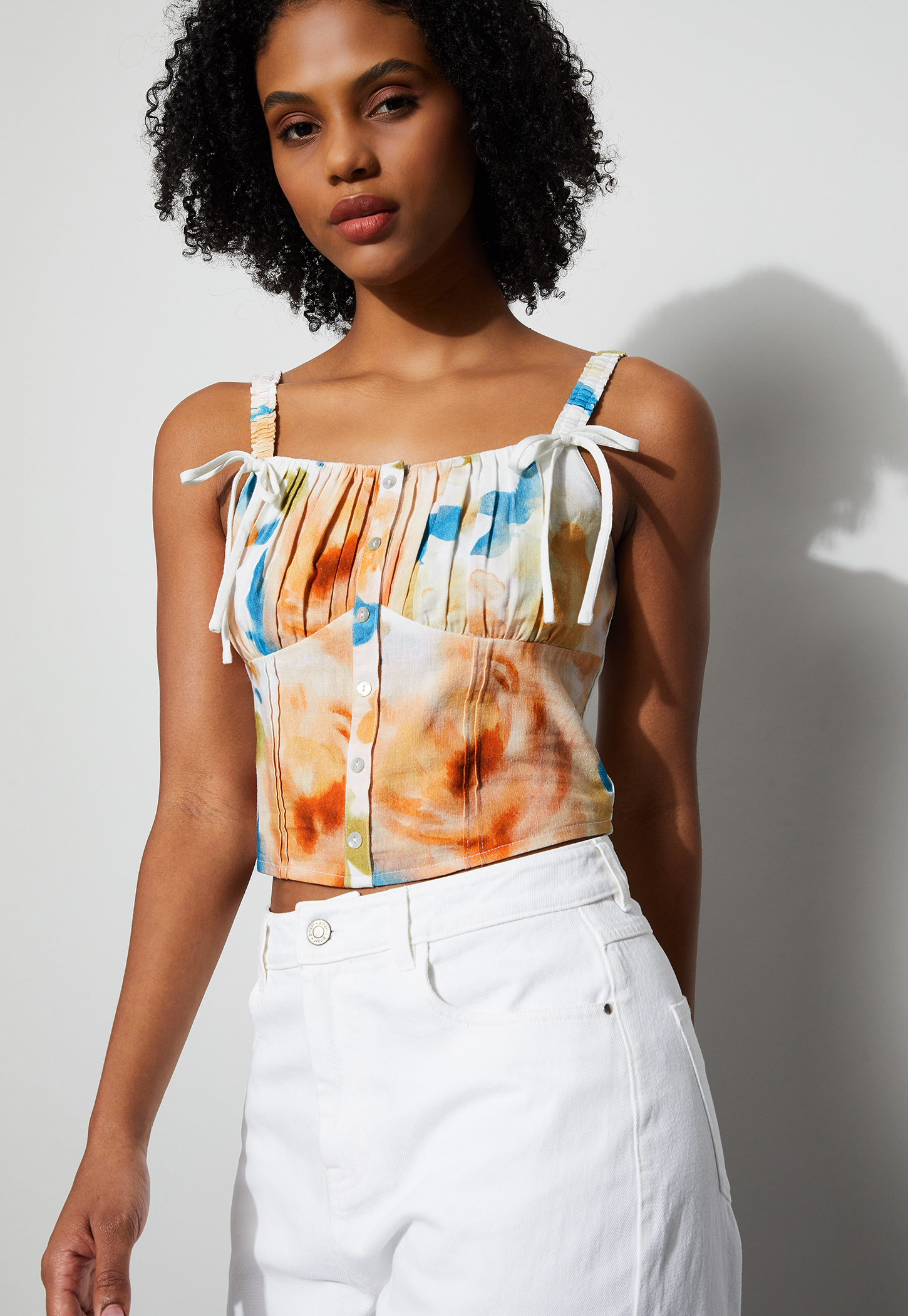 GINGER Printed Buttoned Crop Top-picture-39