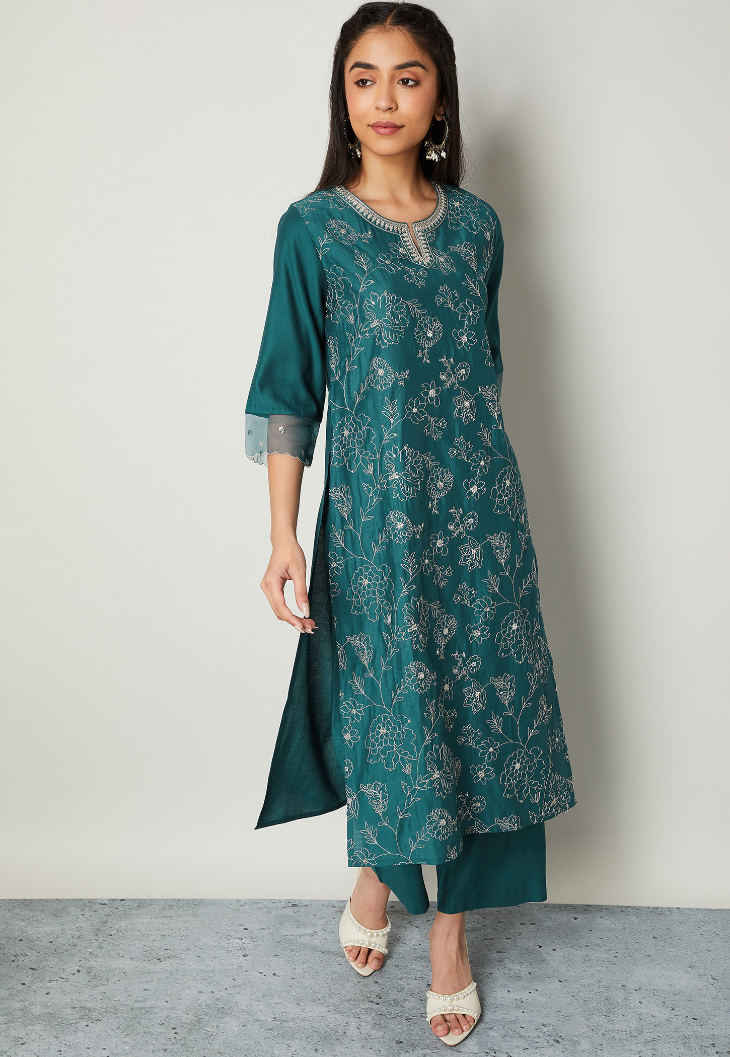 MELANGE Floral Embroidered Straight Kurta Set-picture-28