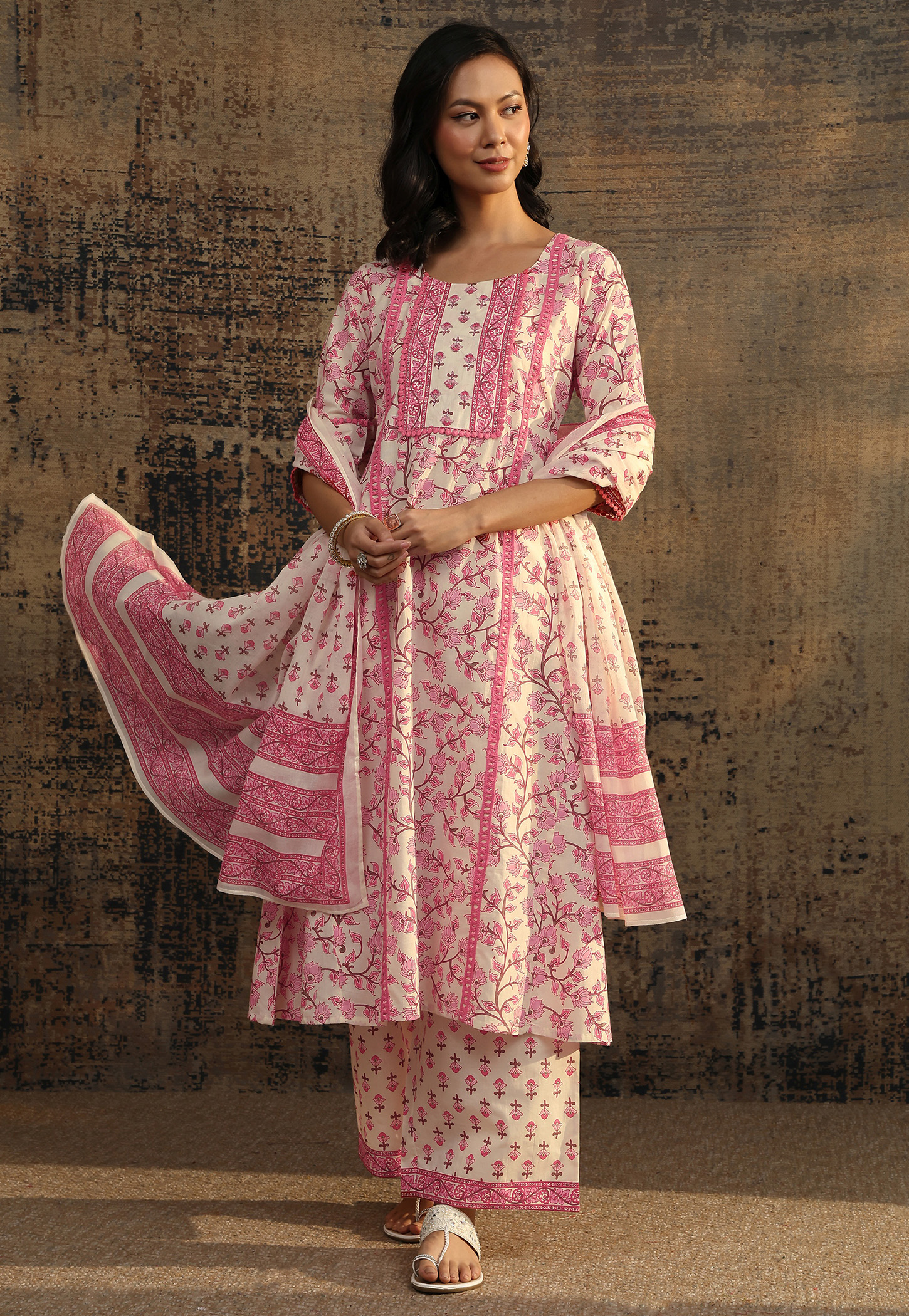 LIBAS Floral Print A-Line Kurta Set-picture-19