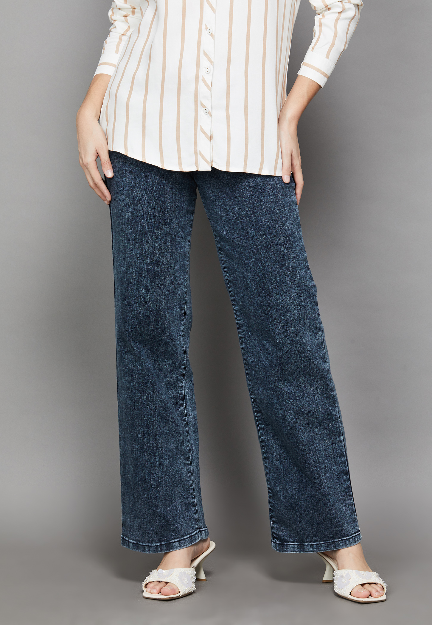 KRAUS Solid High-Rise Straight Fit Jeans-picture-38