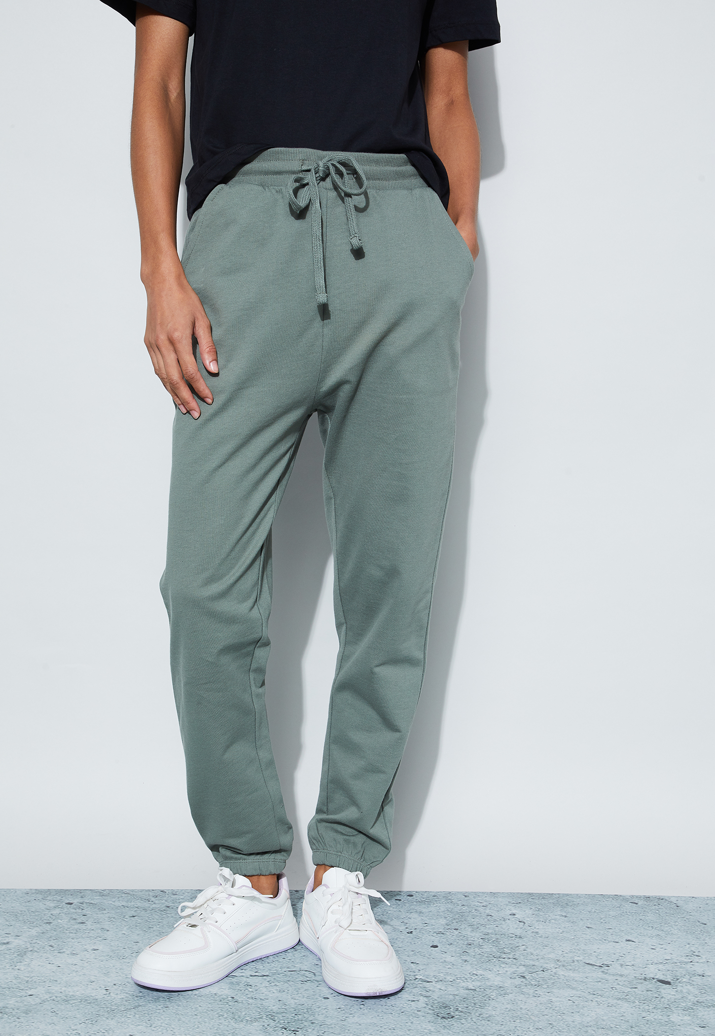 FAME FOREVER Solid Joggers-image-14