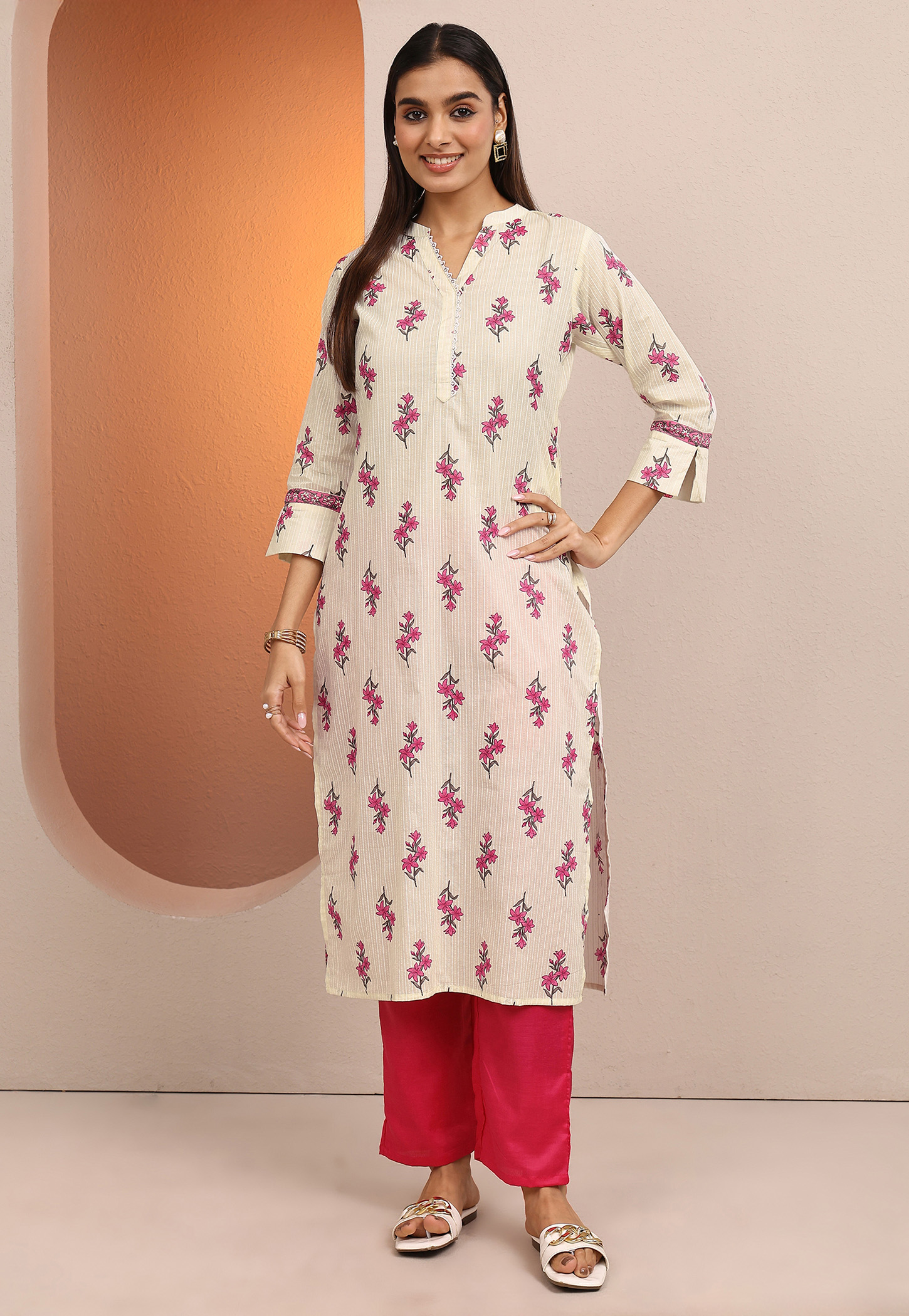 LIBAS Floral Print Straight Kurta-picture-30