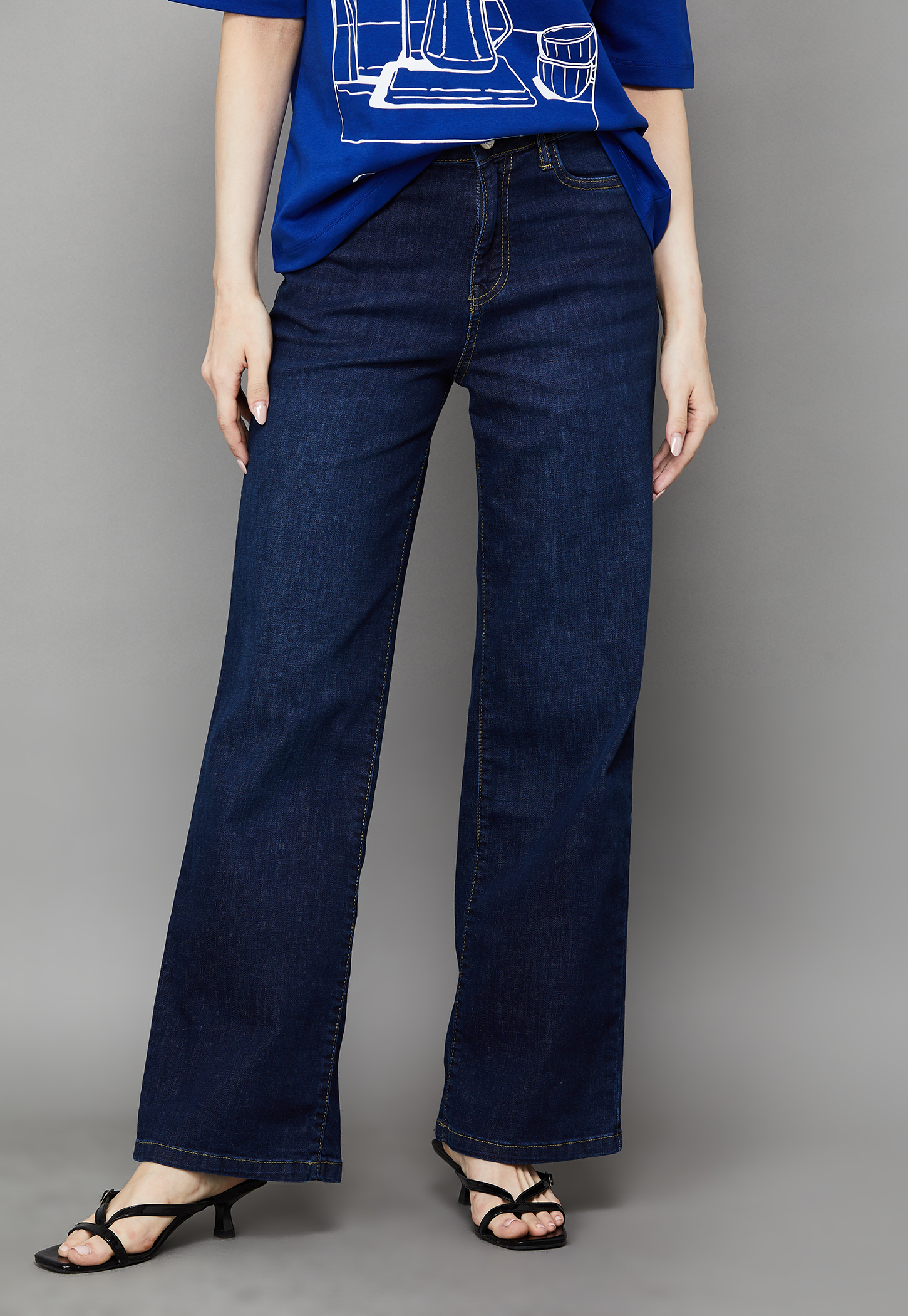 KRAUS Solid High Rise Straight Fit Jeans-picture-37