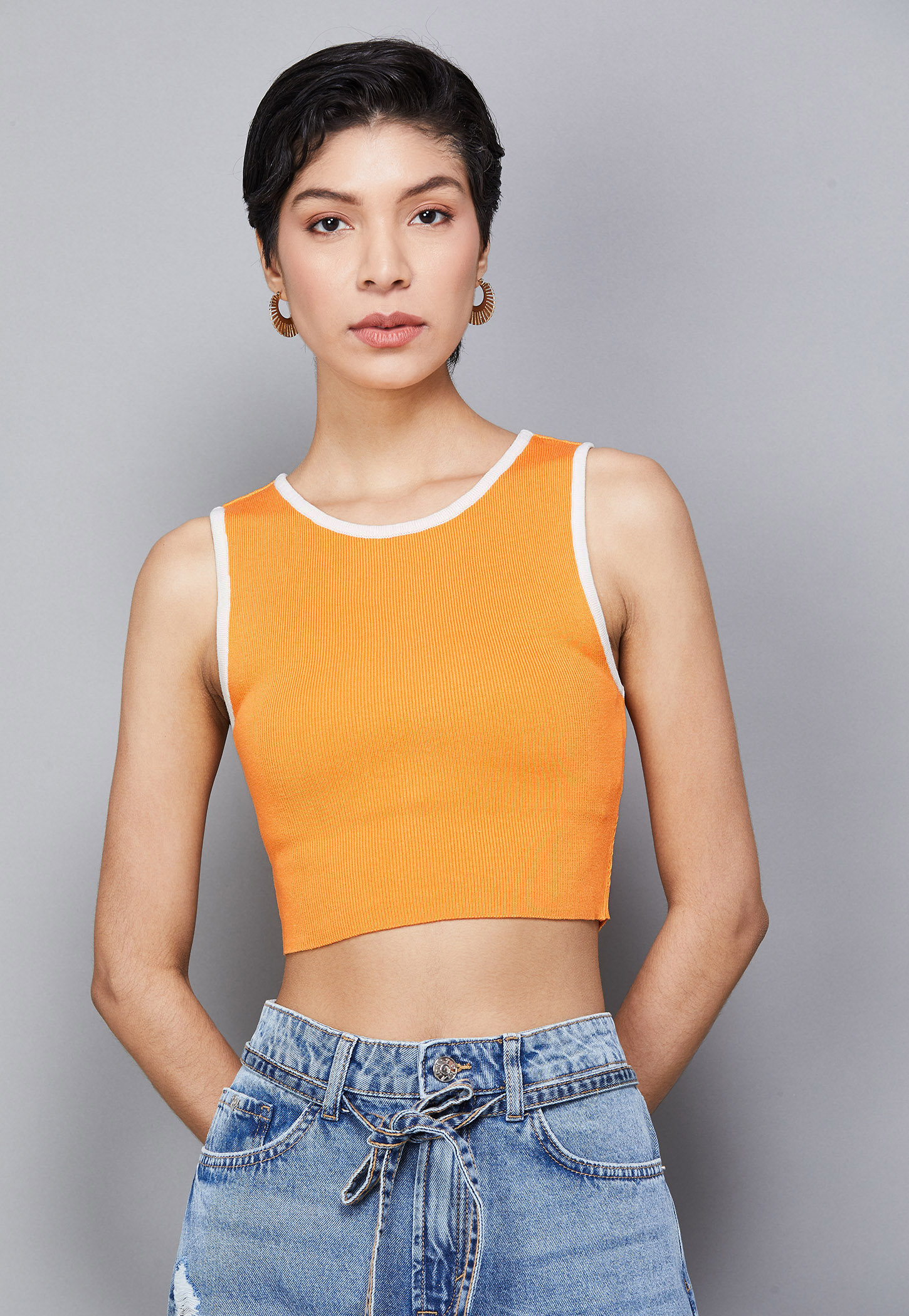 ONLY Solid Sleeveless Crop Top-picture-38
