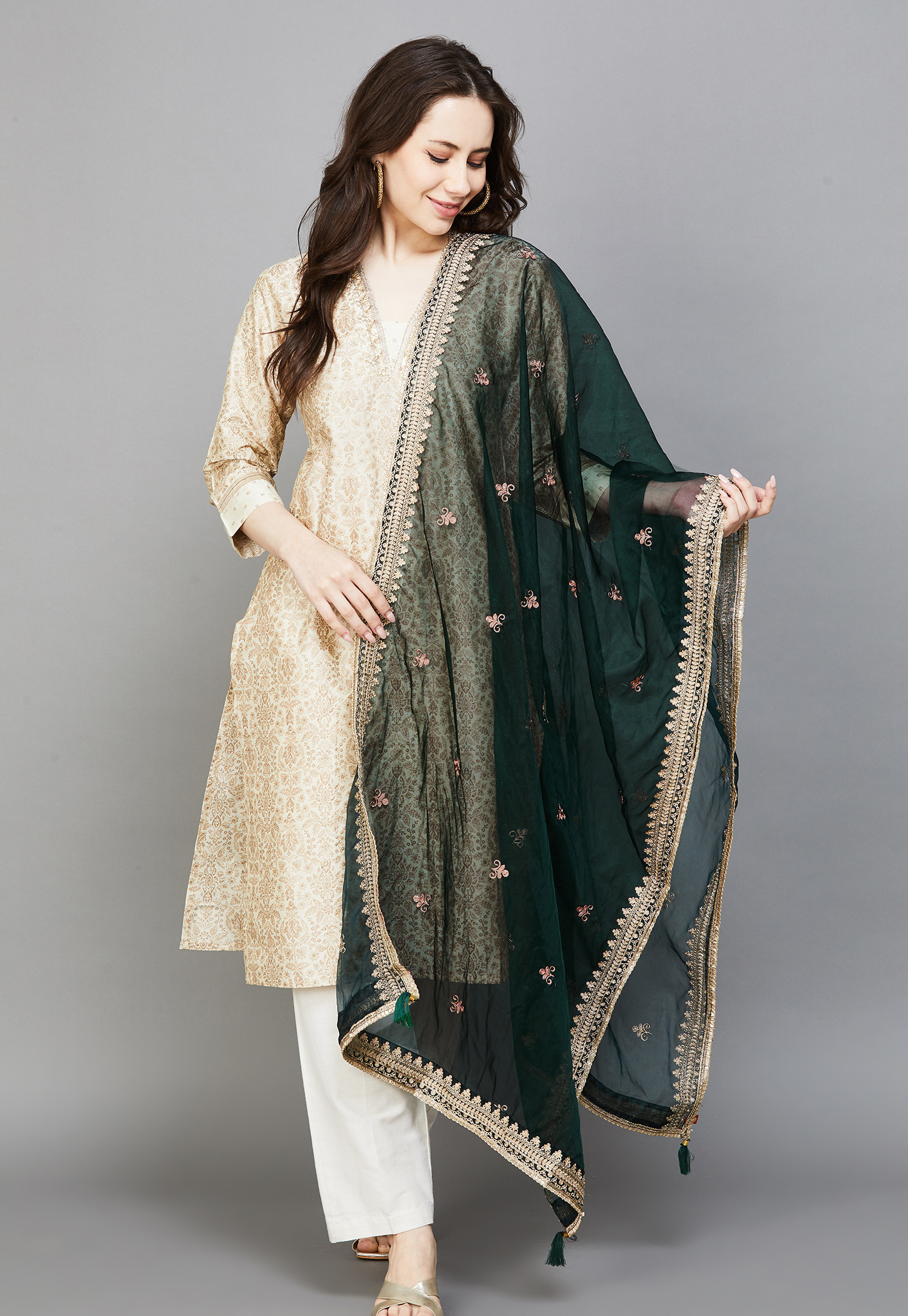 SPAN Embroidered Dupatta-picture-17