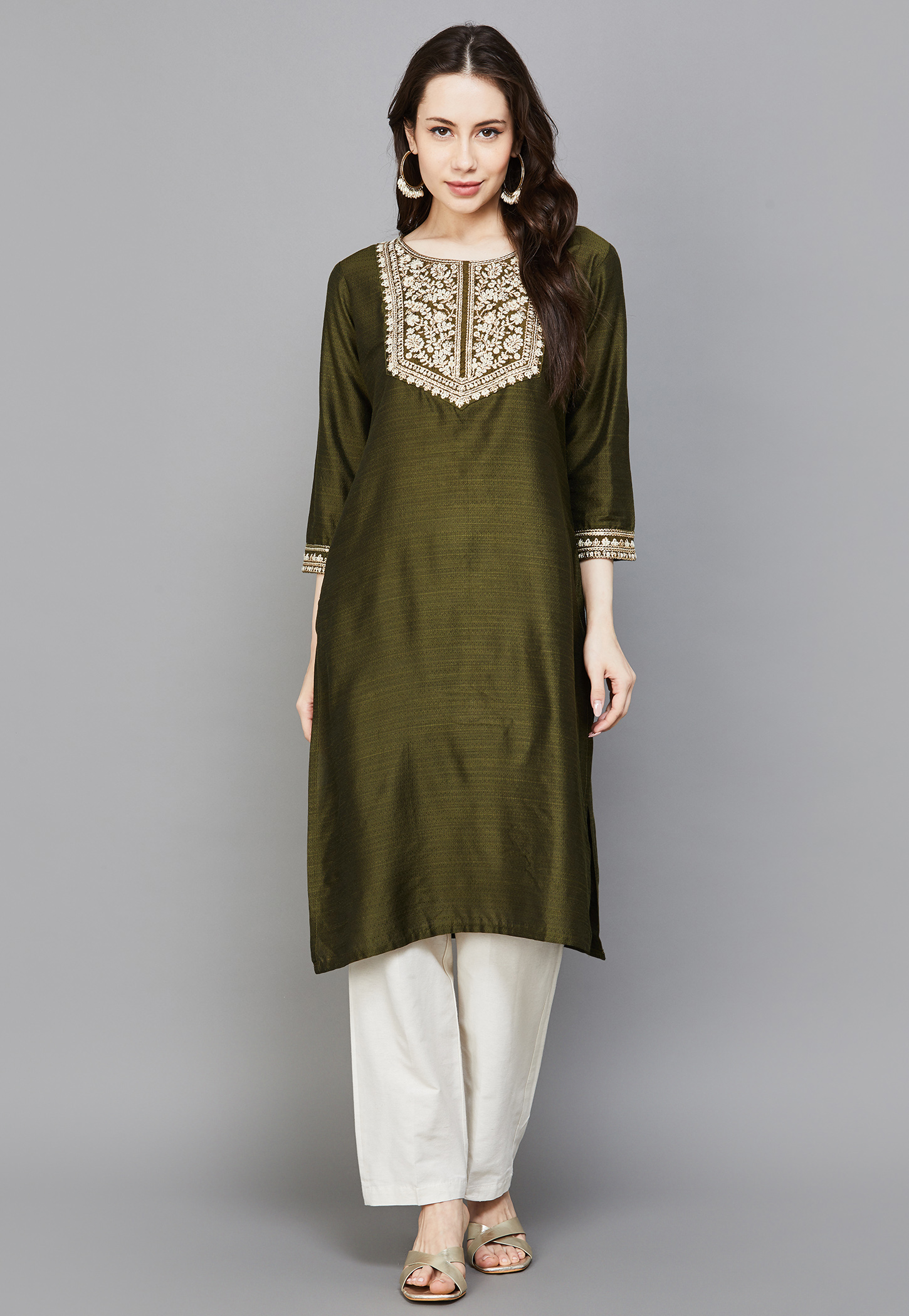 SPAN Embroidered Straight Kurta-picture-24