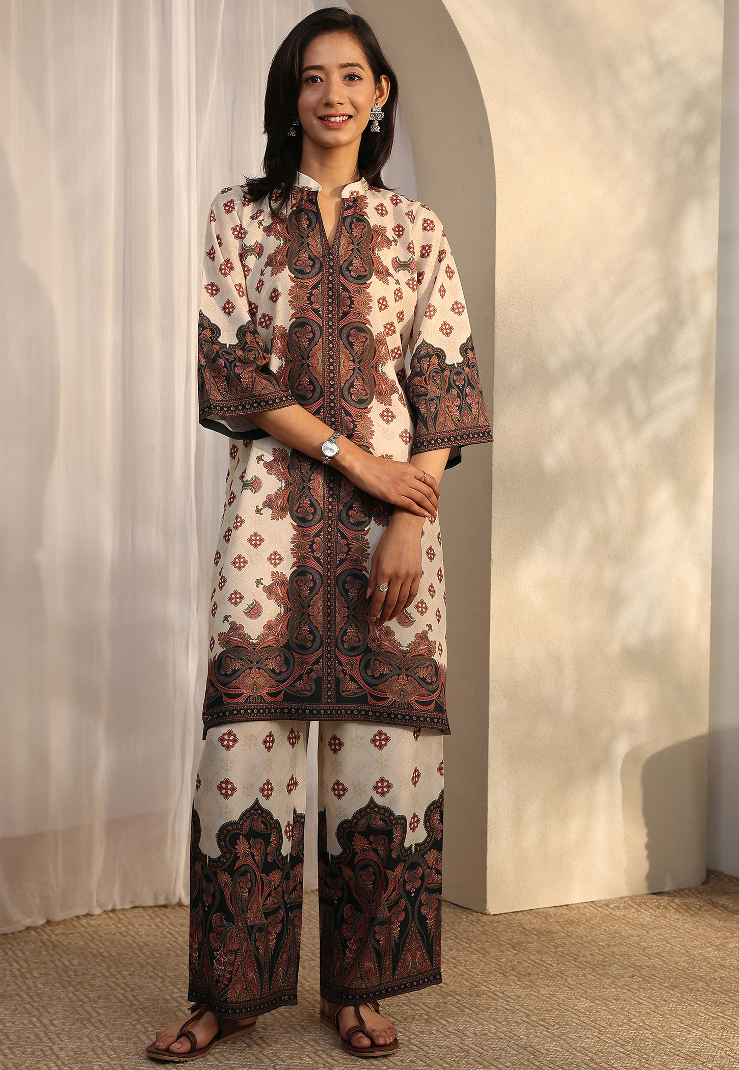 LIBAS Ethnic Motif Kurta Set-picture-18