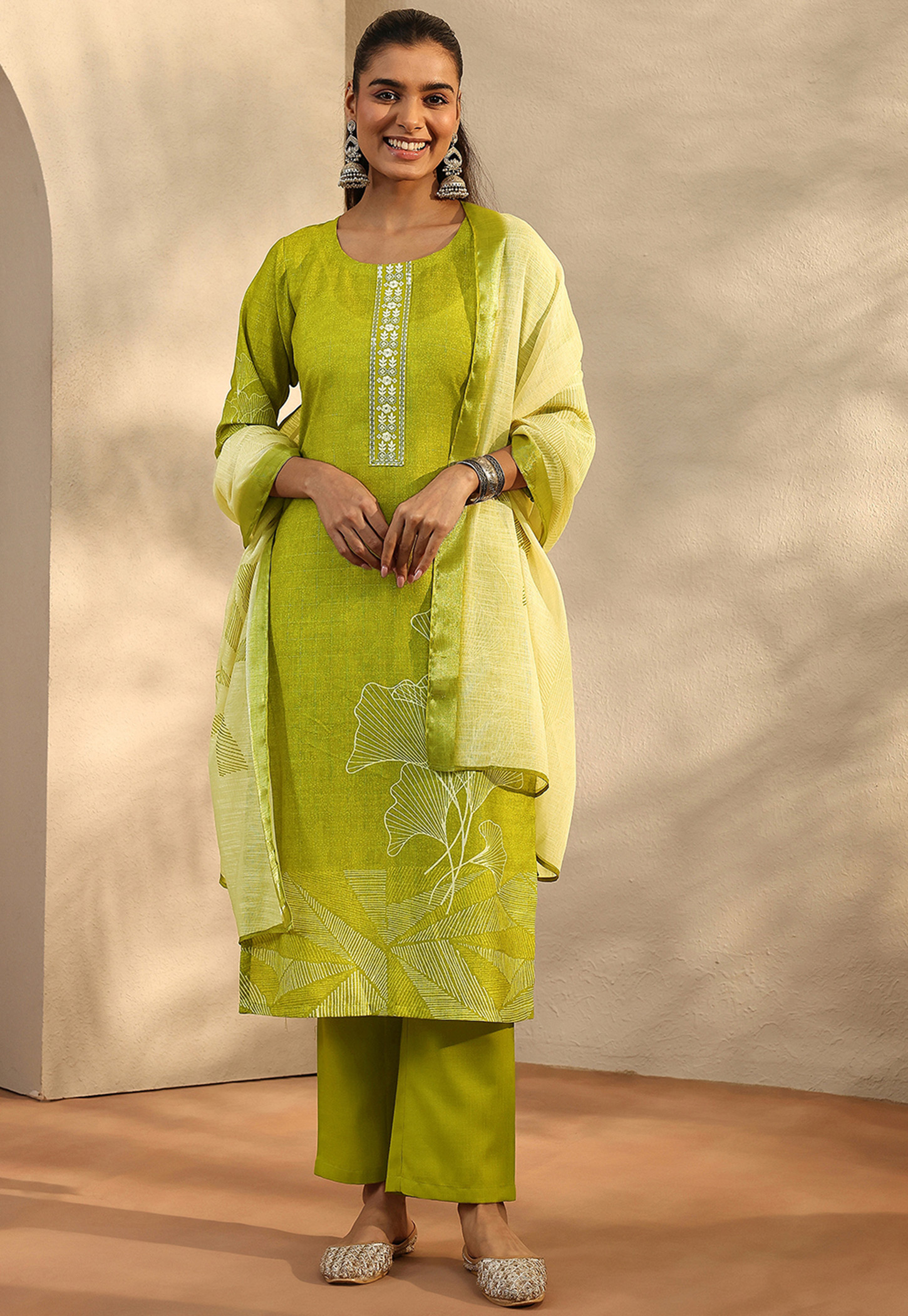 LIBAS Embroidered Straight Kurta Set-picture-31