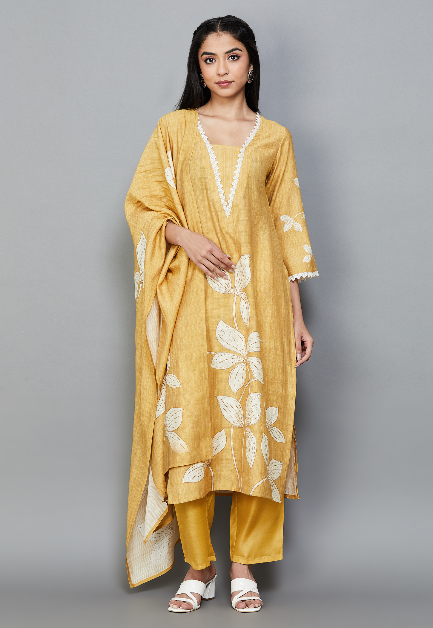 LIBAS Floral Print Straight Kurta Se-image-48