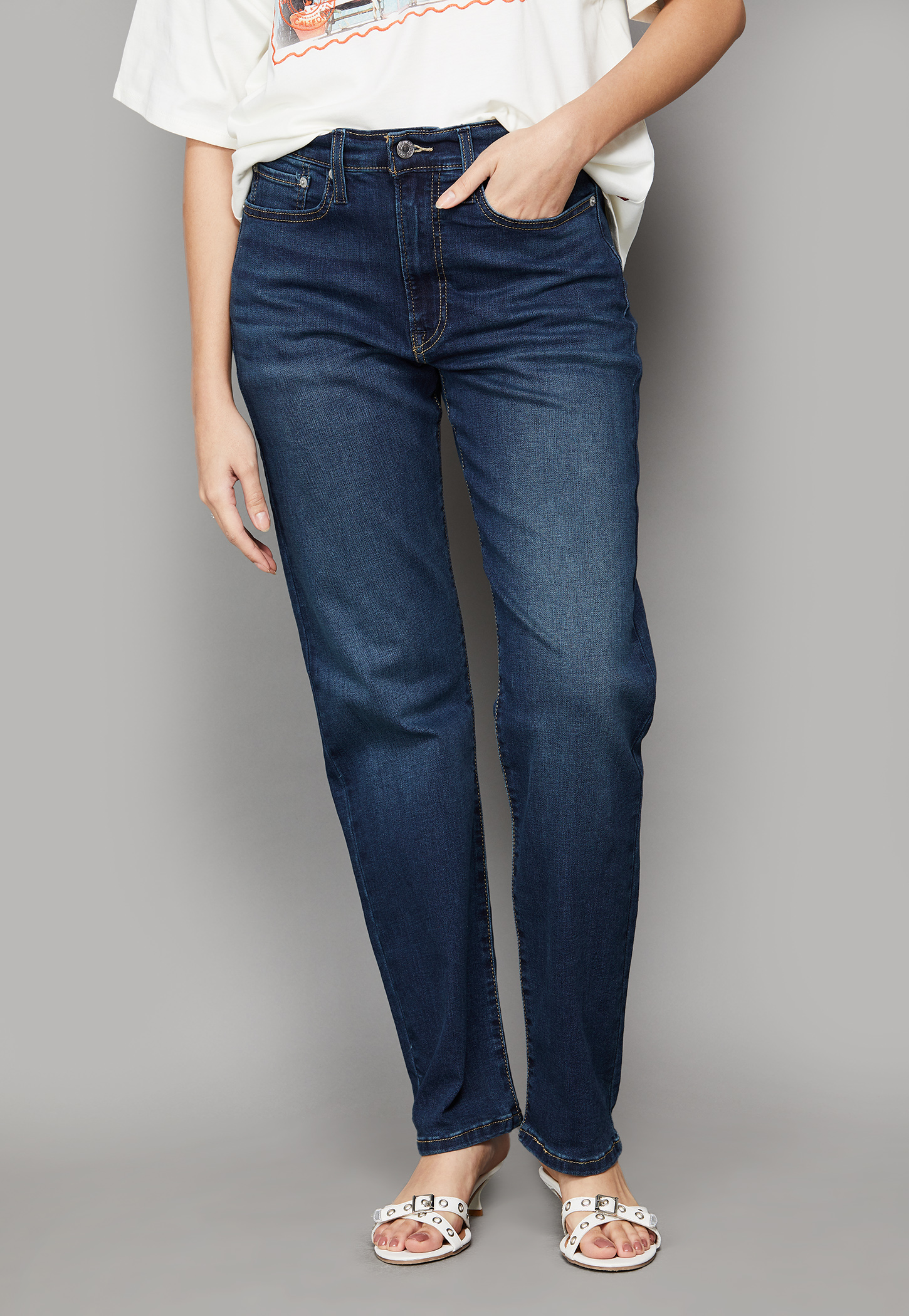 LEVI'S Washed Flared Jeans-picture-10