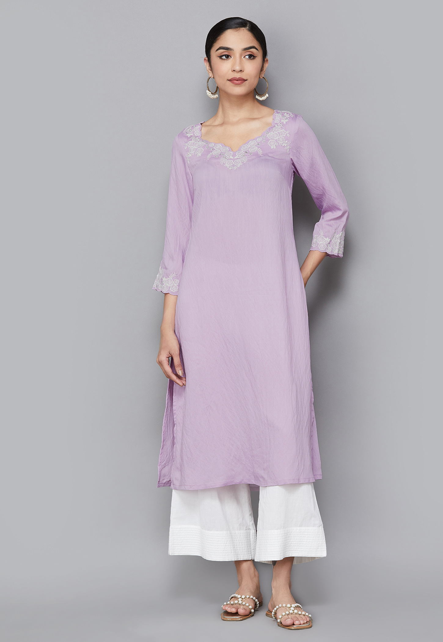 W Embroidered Sweetheart Straight Kurta-picture-10