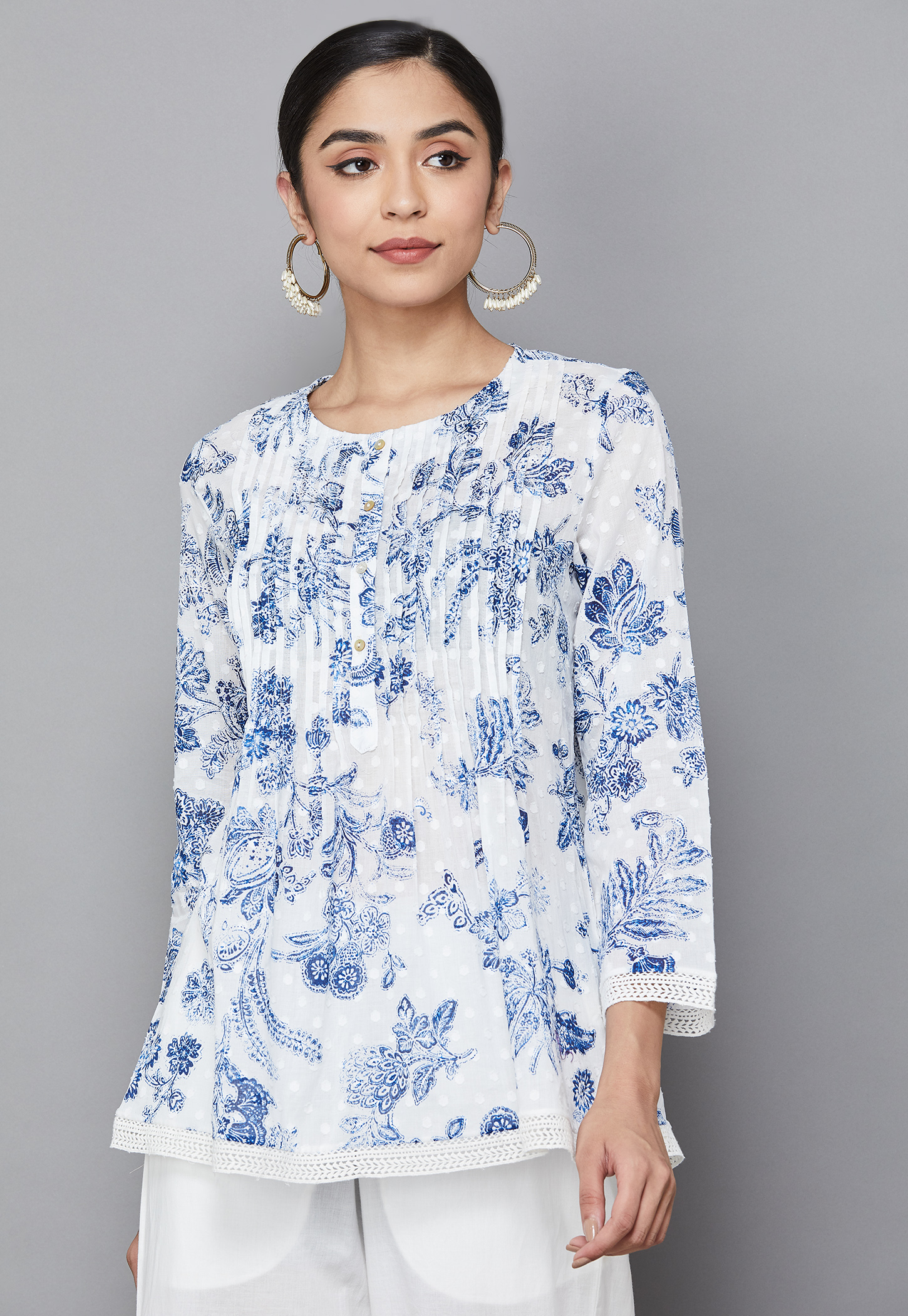 W Floral Print Top-picture-23