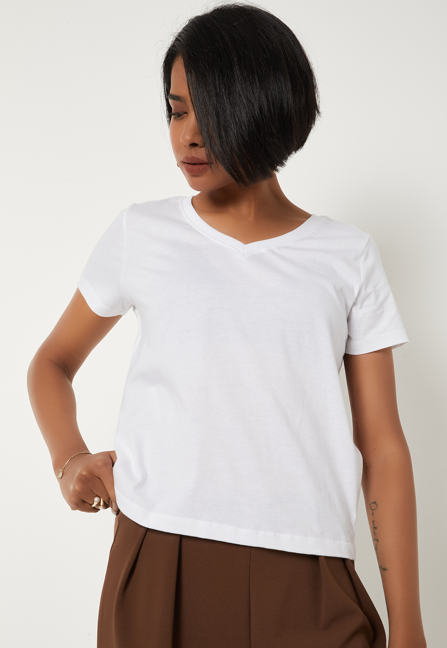 Women Solid V-neck T-shirt-picture-47