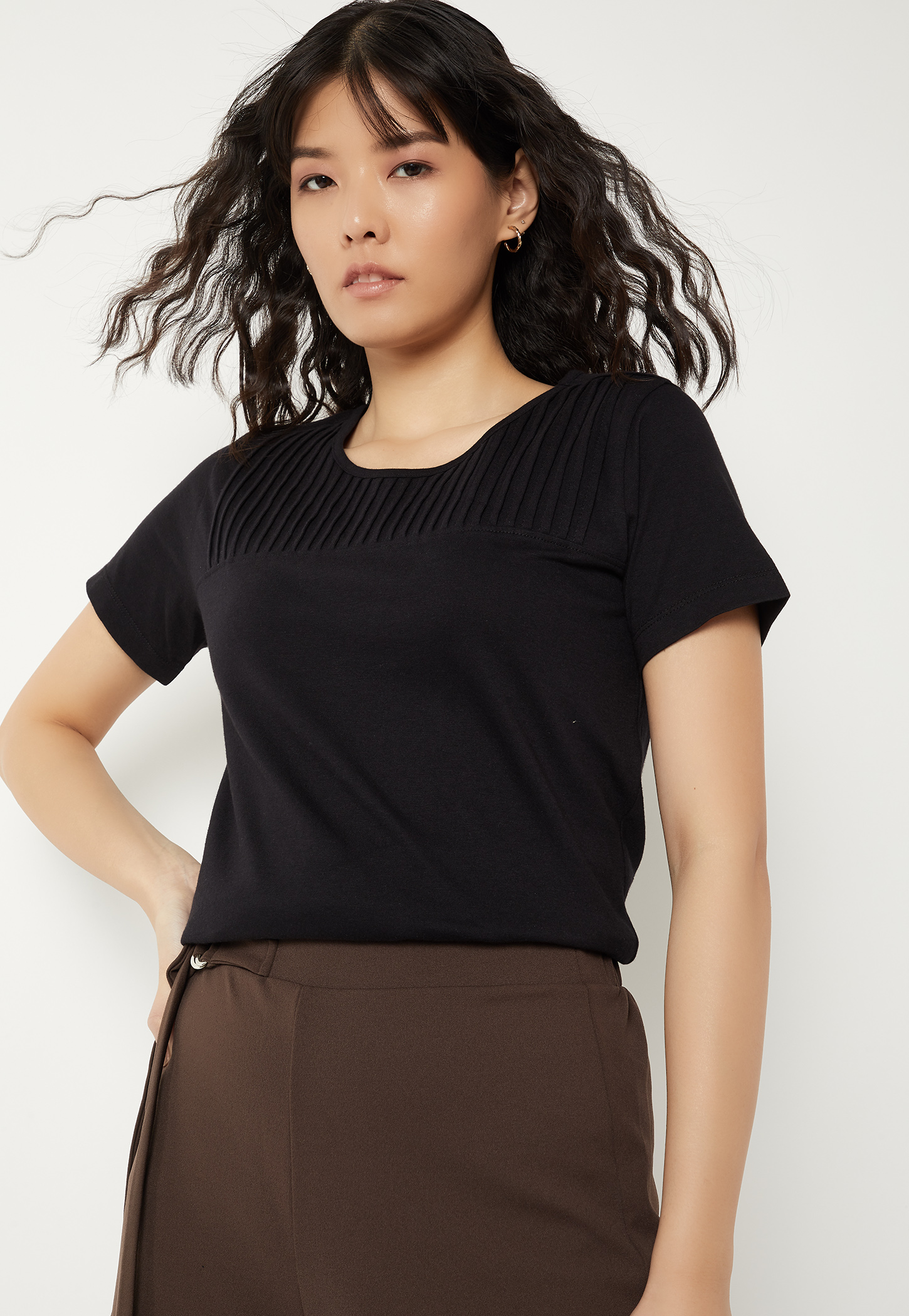 Women Pintuck Yoke T-shirt-picture-49