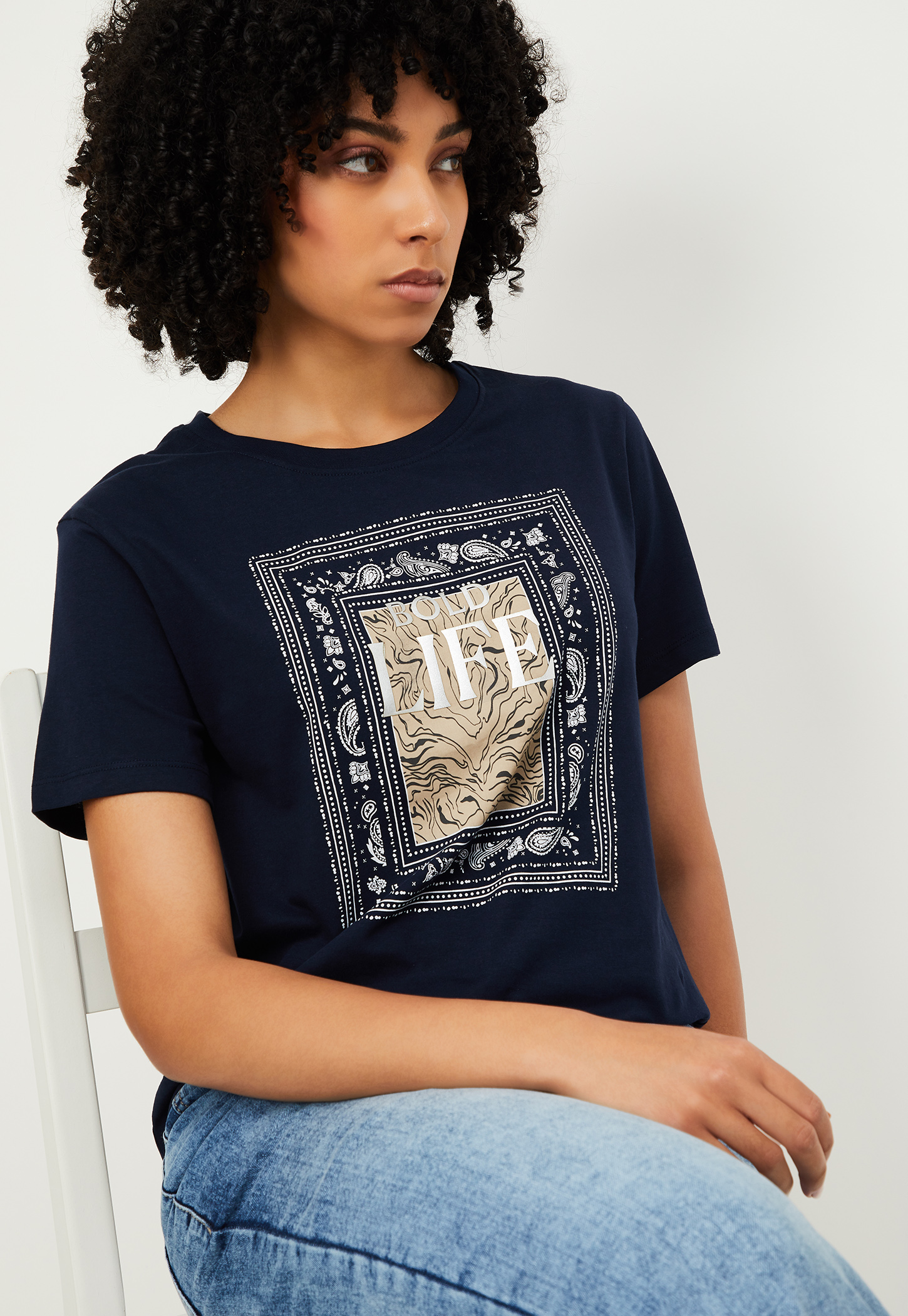 Women Graphic Print T-shirt-image-10
