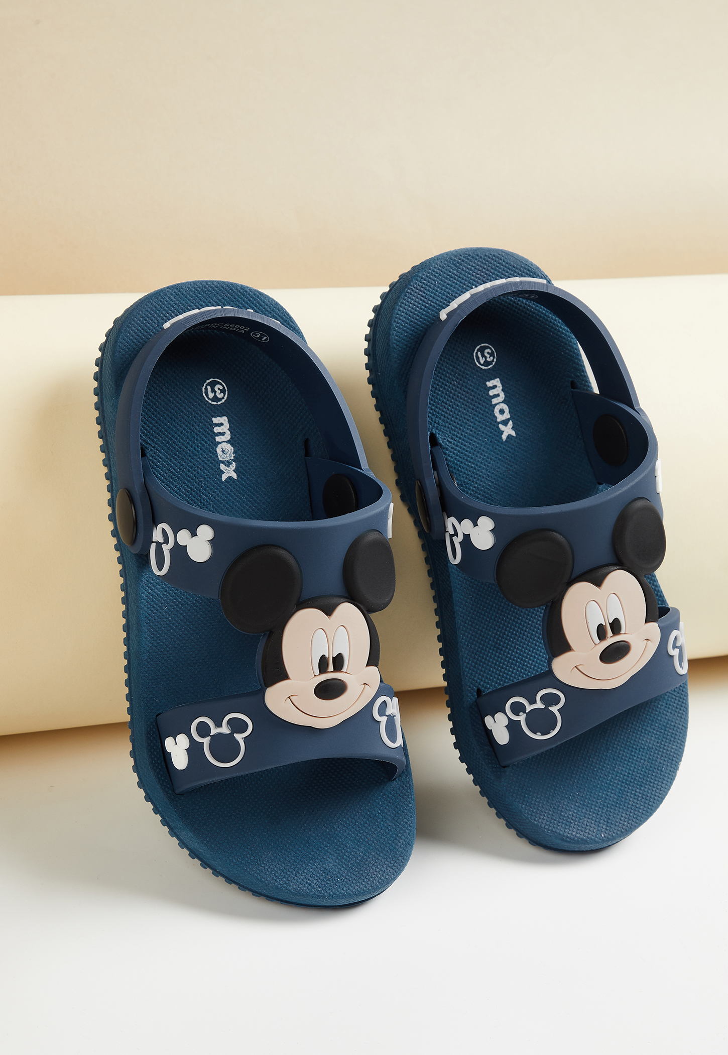 max fashion chappals