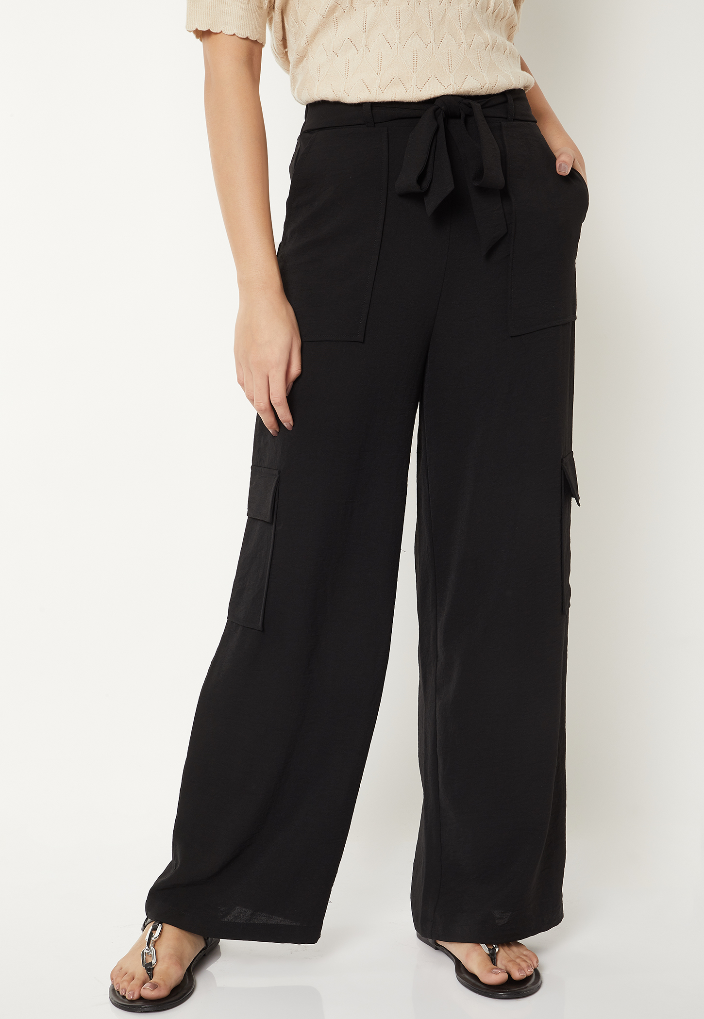 Women Solid Loose Fit Cargo Trousers-image-23
